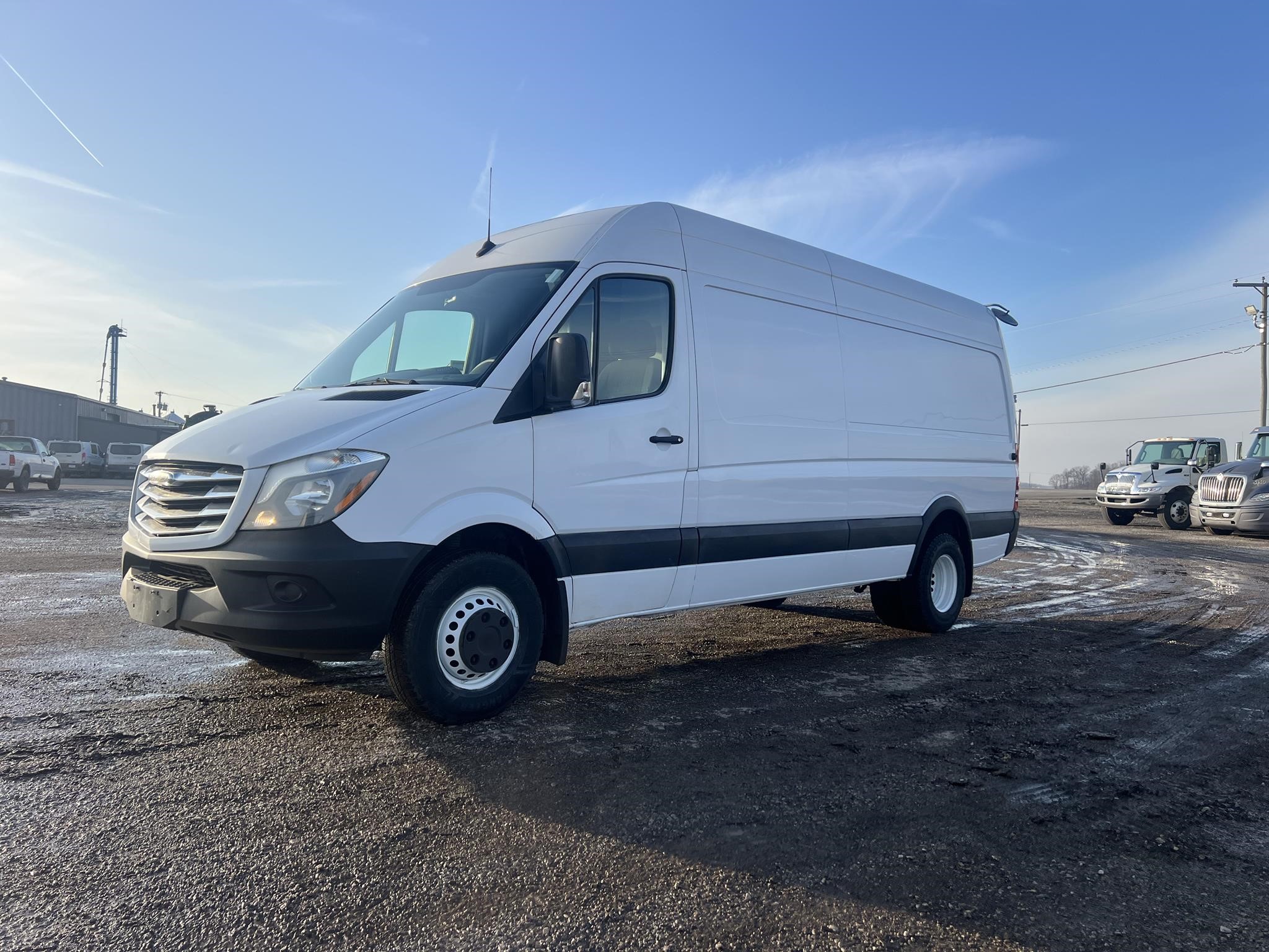 2017 FREIGHTLINER SPRINTER 3500 2017 FREIGHTLINER SPRINTER 3500 - image 1 of 6