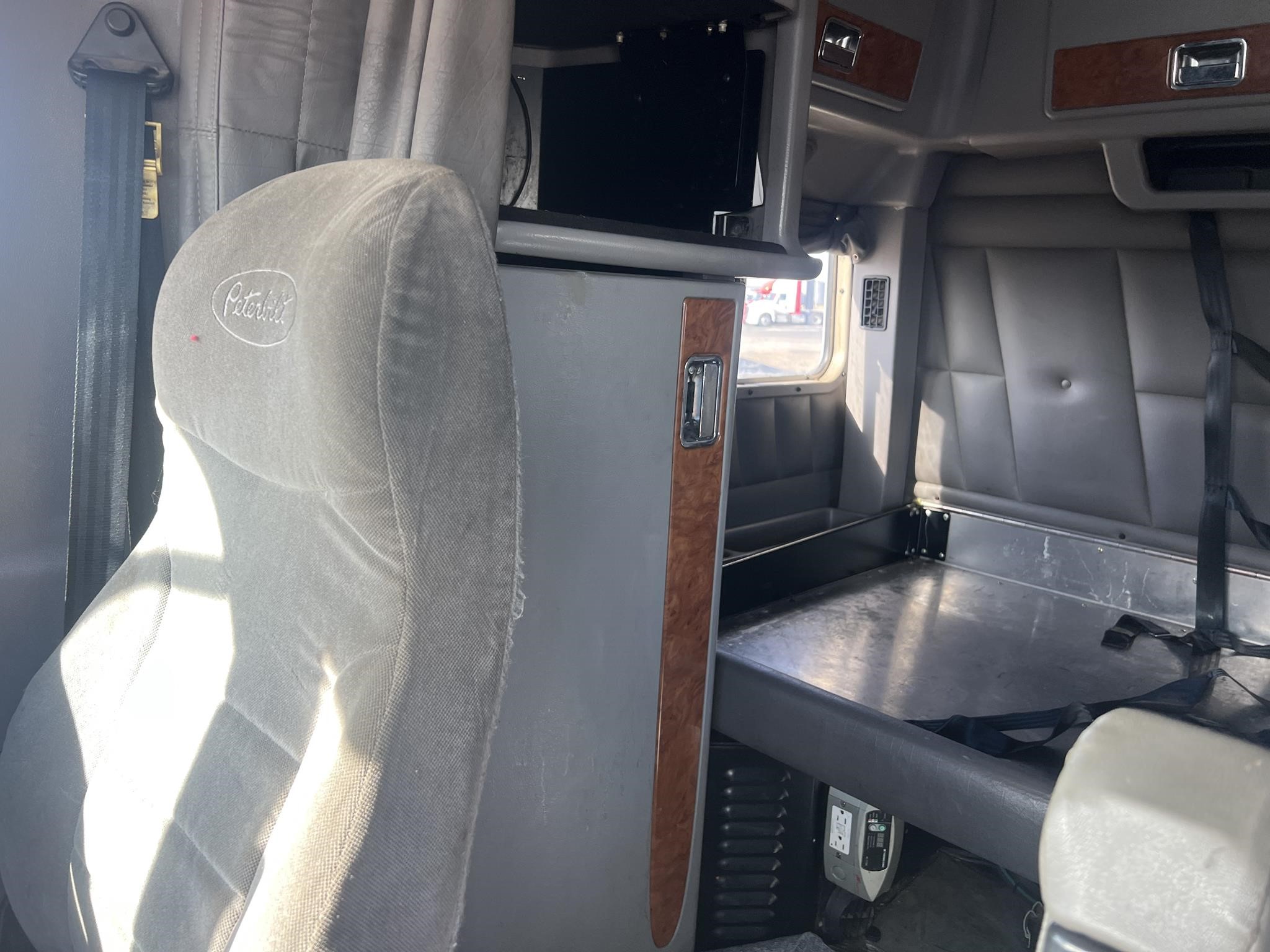 2007 PETERBILT 386 11001651078 2007 PETERBILT 386 11001651078