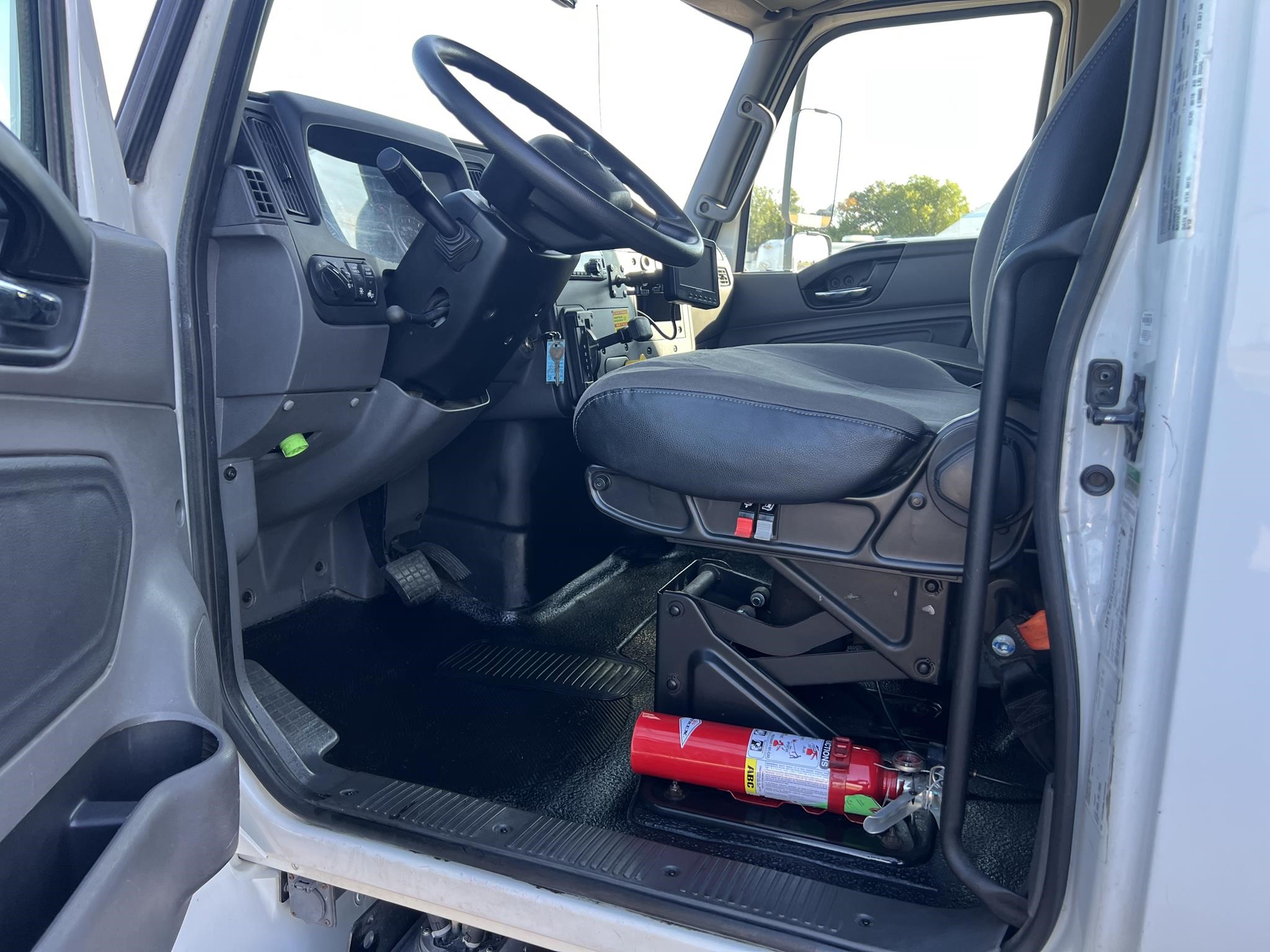 2019 INTERNATIONAL MV 2019 INTERNATIONAL MV - image 6 of 6