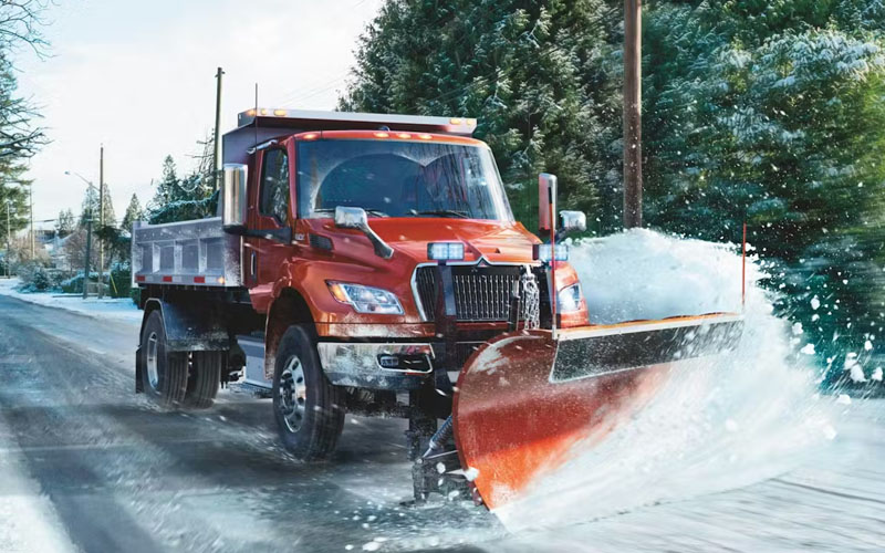 International (Navistar) MV Series (MV607, MV60H) - image 5 of 6