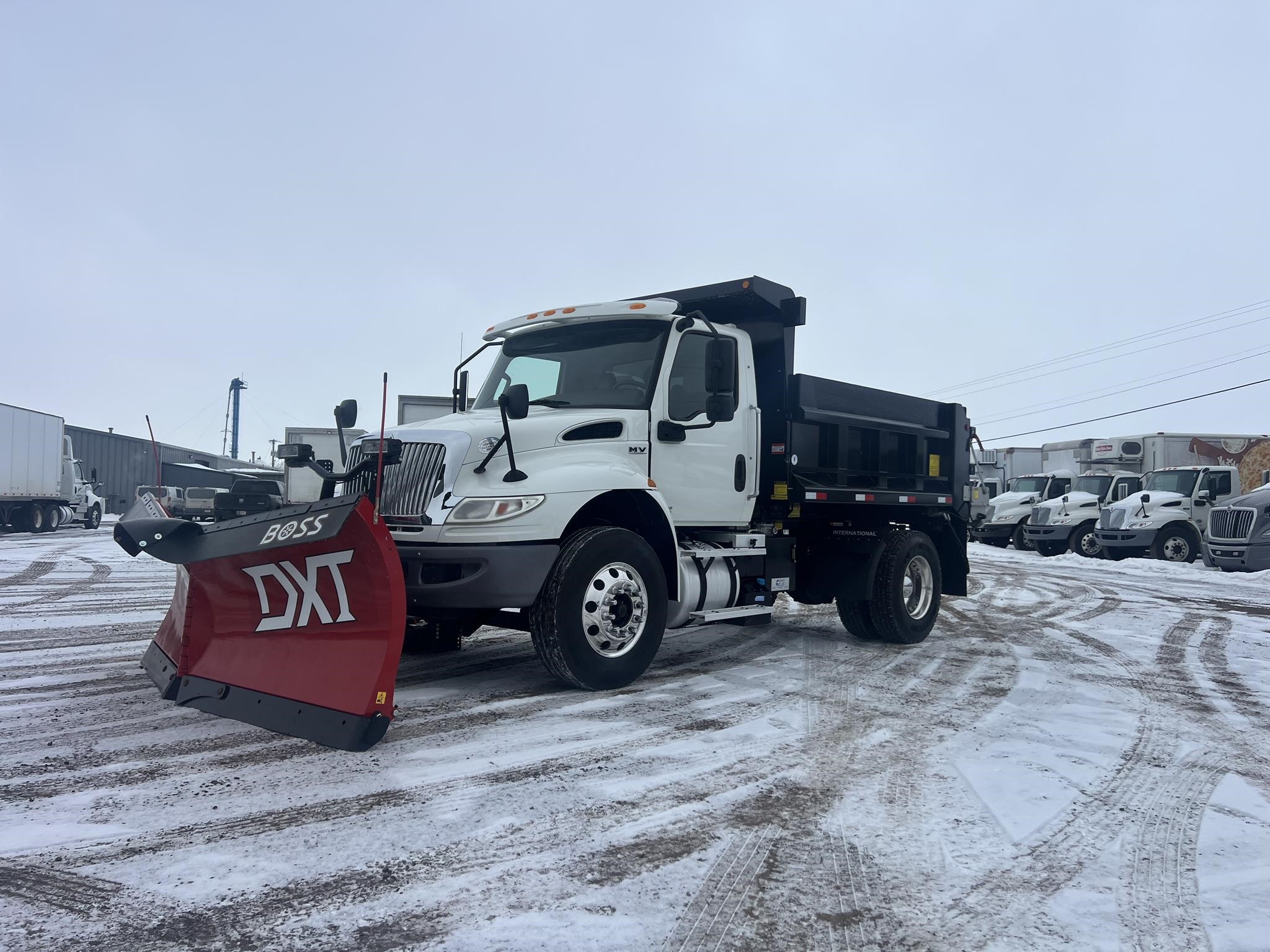 2020 INTERNATIONAL MV 2020 INTERNATIONAL MV - image 1 of 6