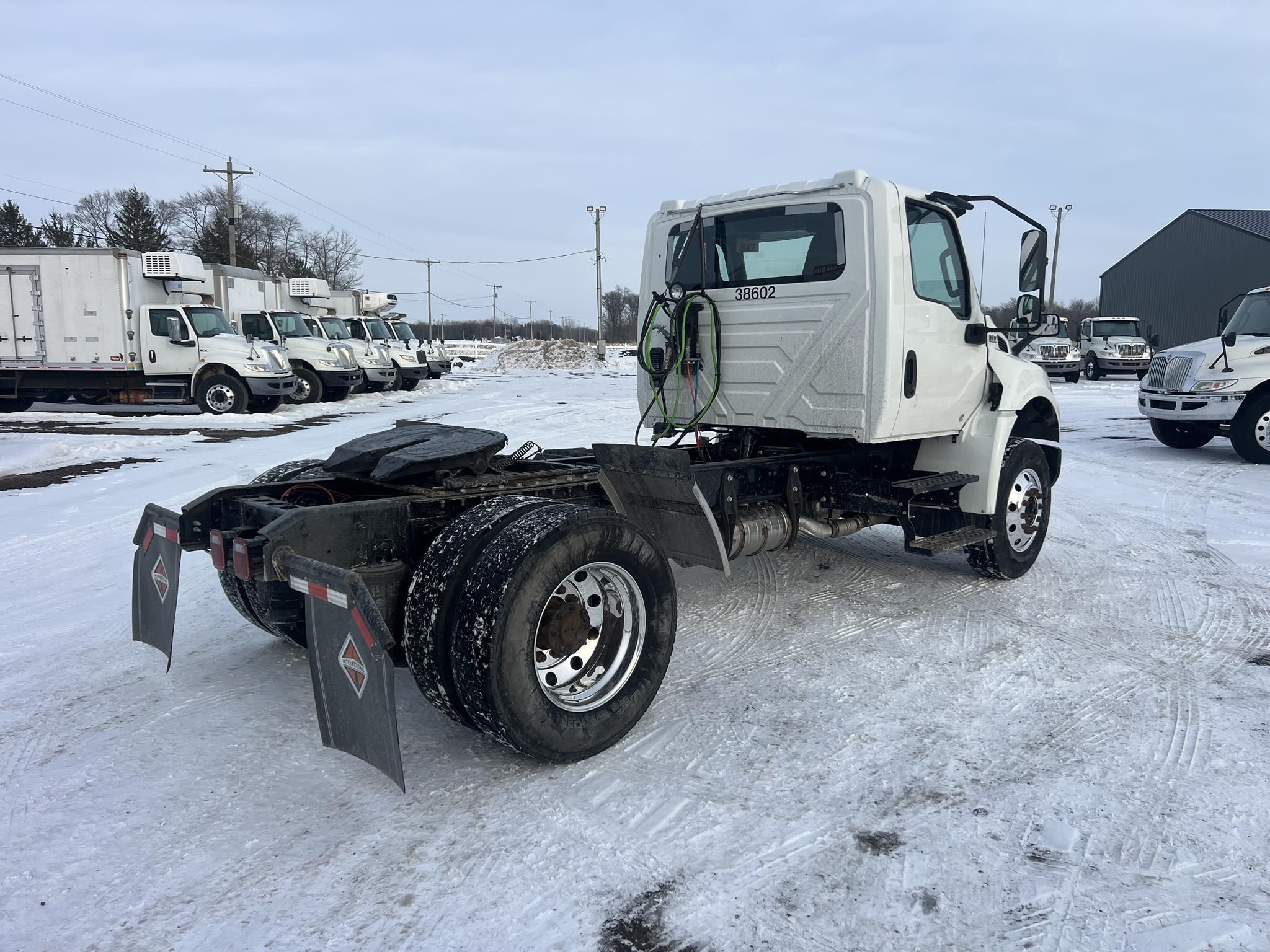 2023 INTERNATIONAL MV 2023 INTERNATIONAL MV - image 3 of 6