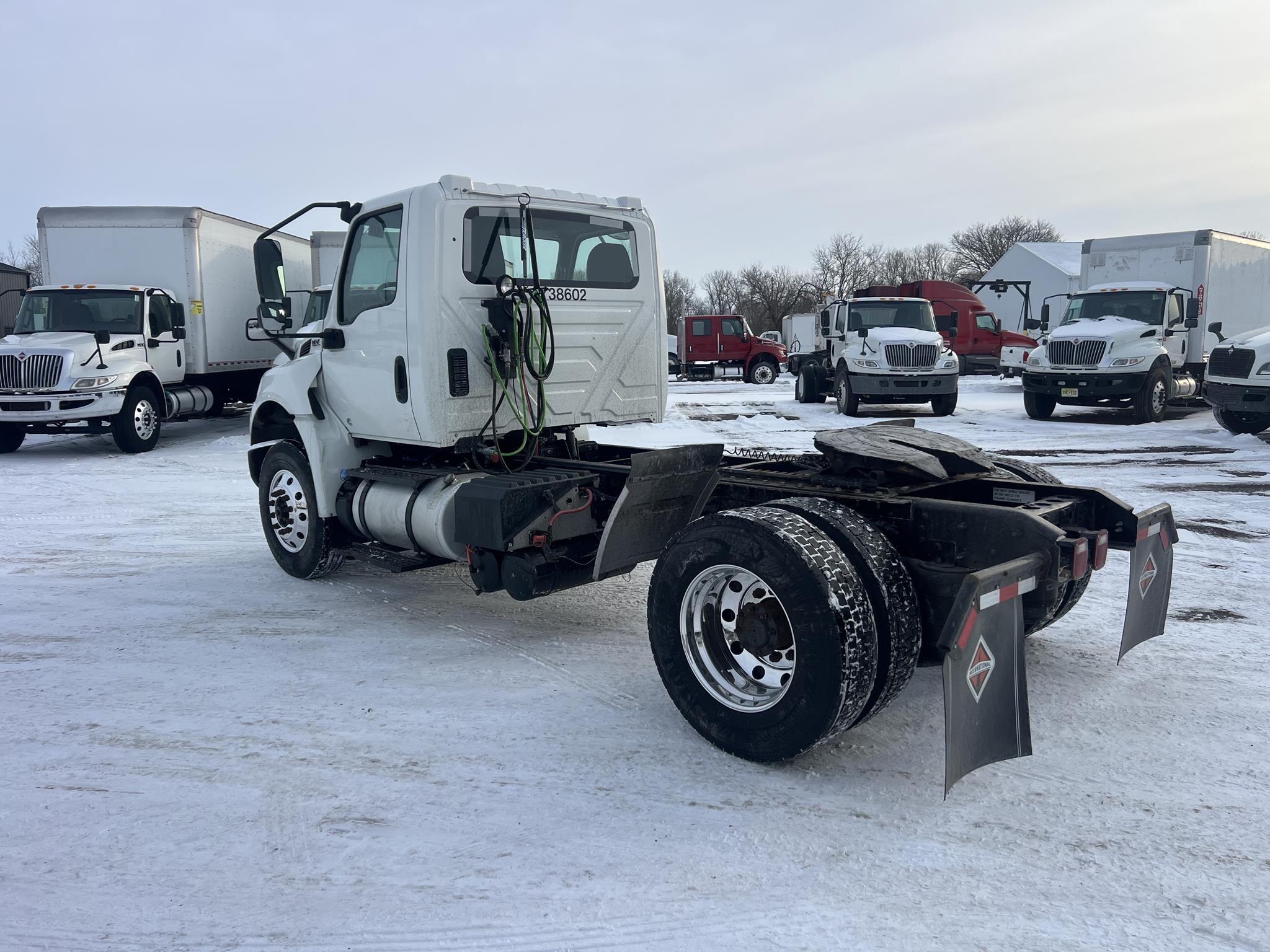 2023 INTERNATIONAL MV 2023 INTERNATIONAL MV - image 4 of 6