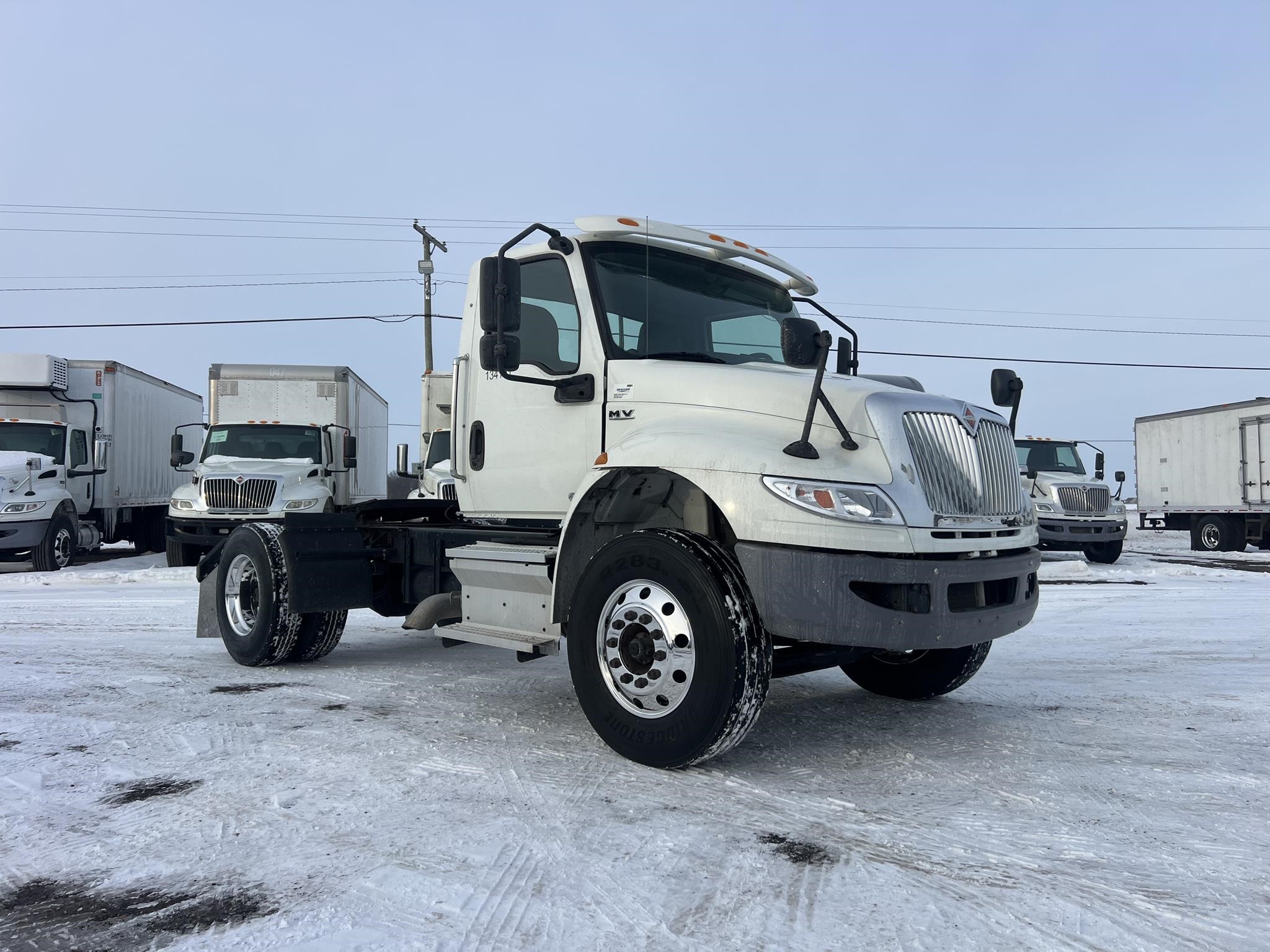 2021 INTERNATIONAL MV 2021 INTERNATIONAL MV - image 2 of 6