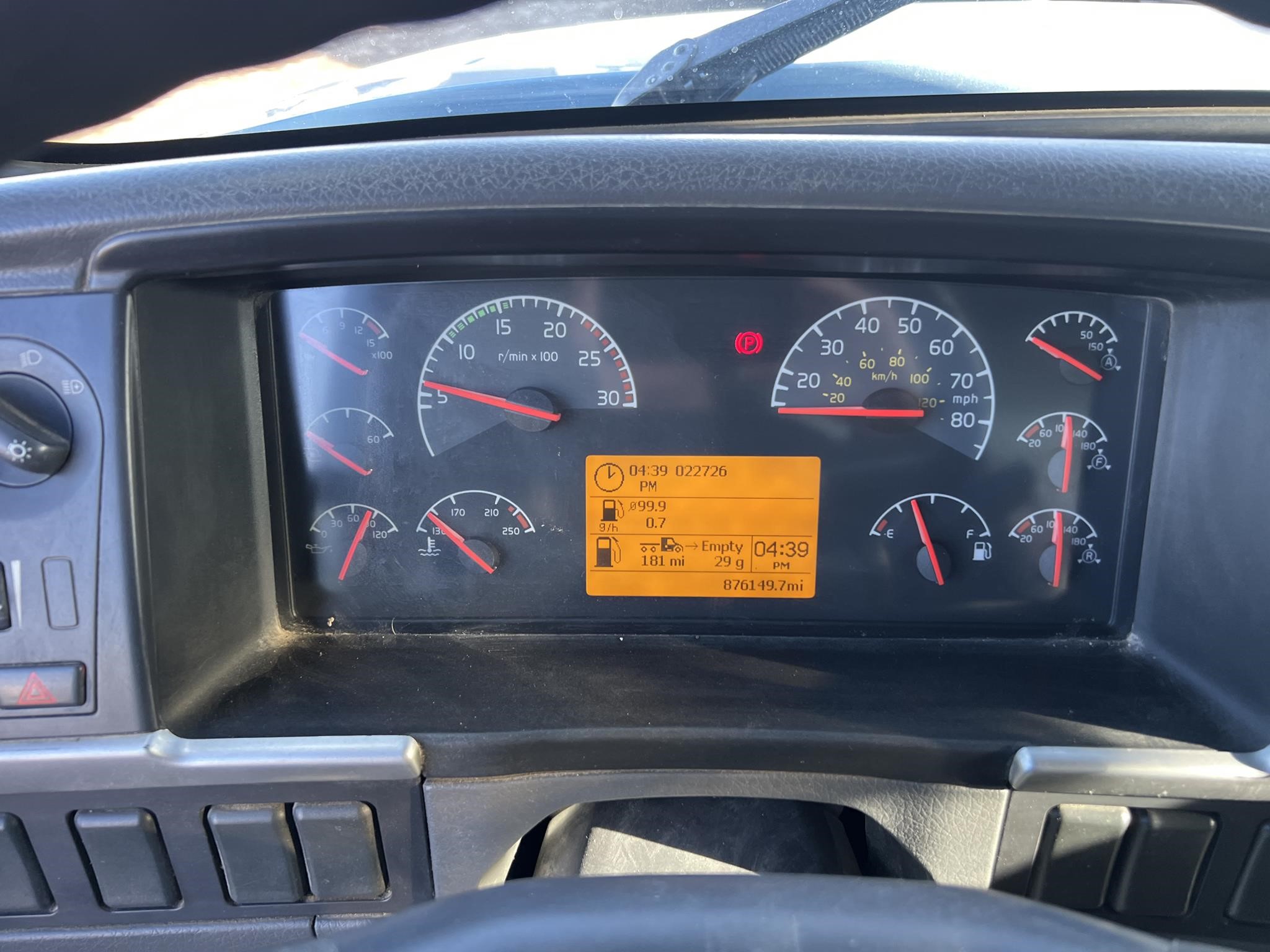 2007 VOLVO VHD104B300 2007 VOLVO VHD104B300 - image 6 of 6