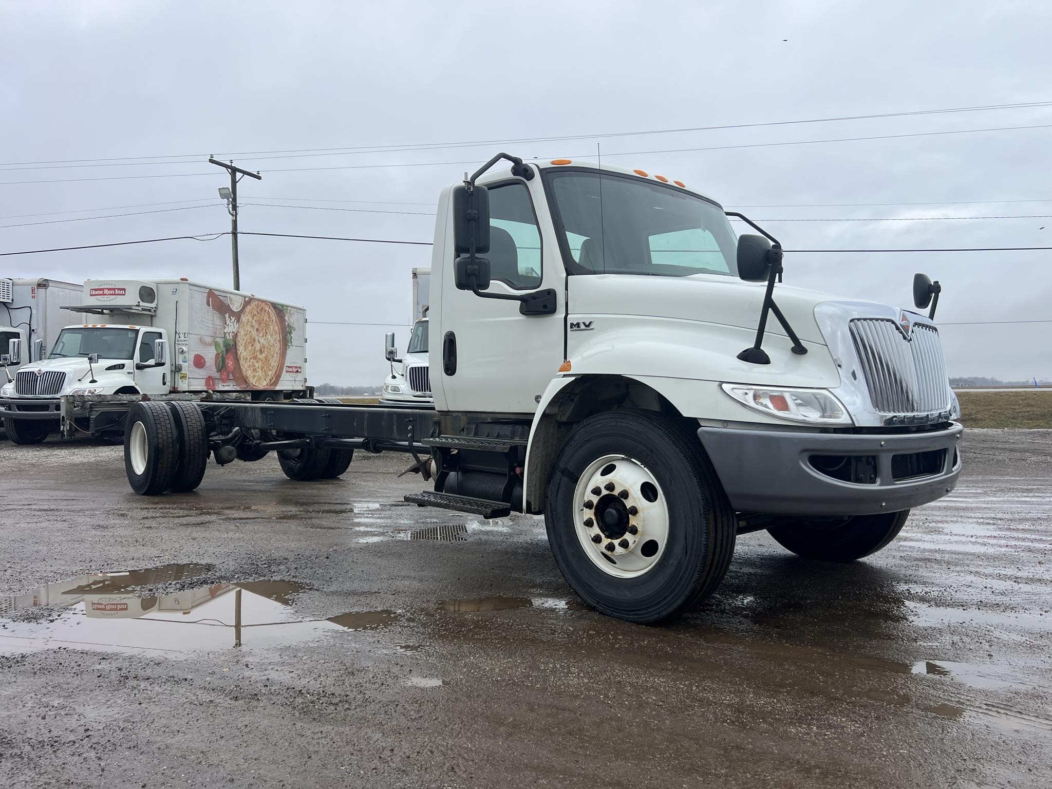 2022 INTERNATIONAL MV 2022 INTERNATIONAL MV - image 2 of 6