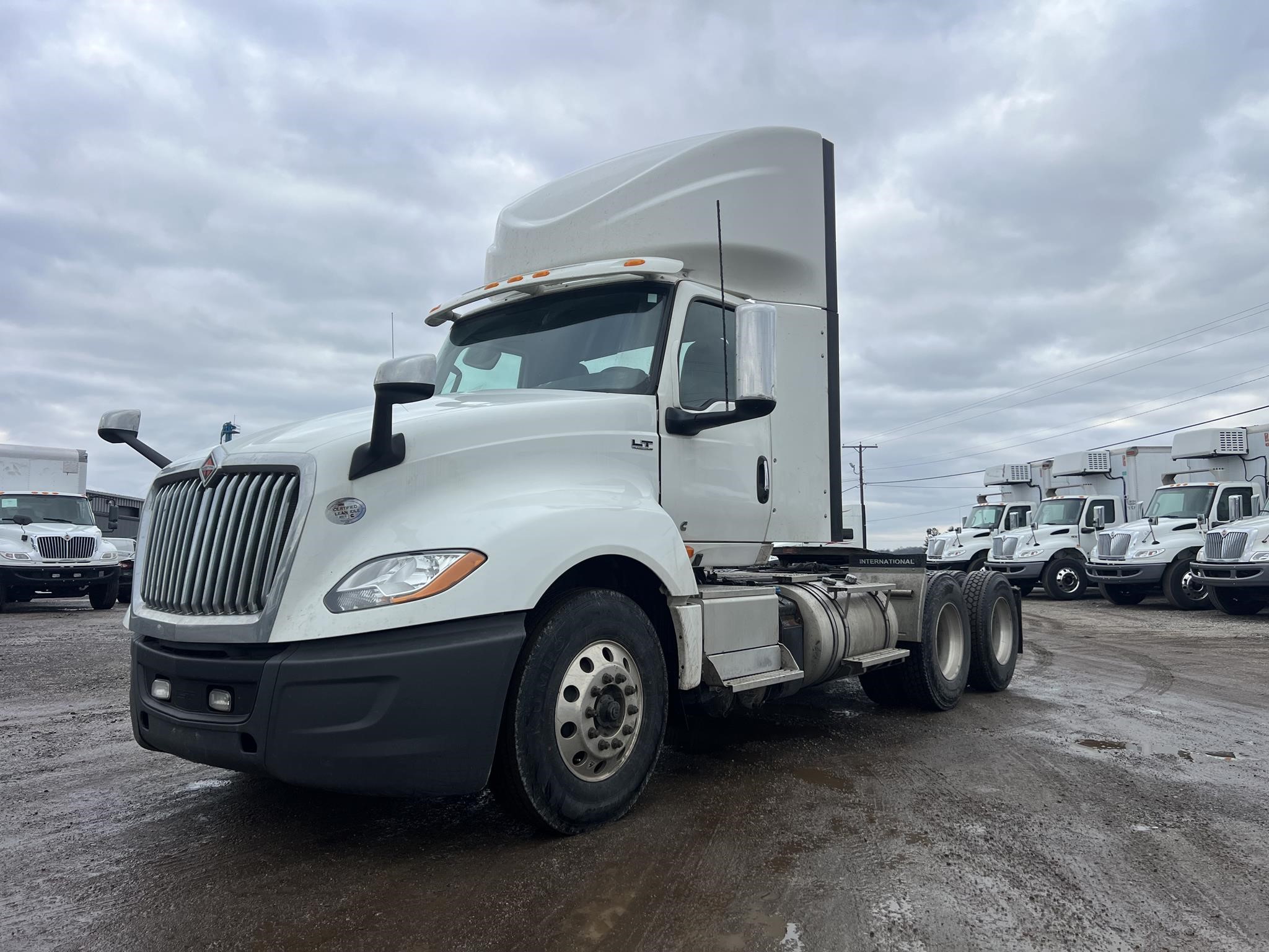 2020 INTERNATIONAL LT 2020 INTERNATIONAL LT - image 1 of 6