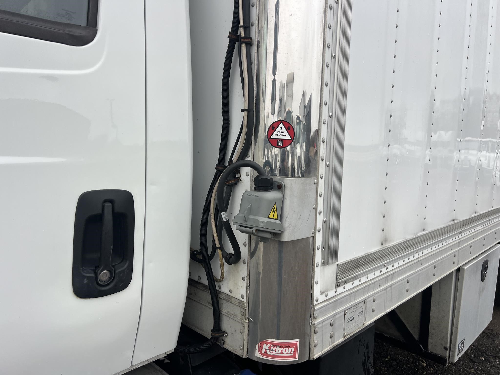 2019 INTERNATIONAL DURASTAR 4300 2019 INTERNATIONAL DURASTAR 4300 - image 6 of 6