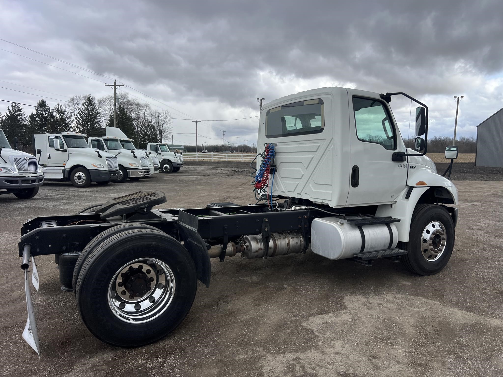 2019 INTERNATIONAL MV 2019 INTERNATIONAL MV - image 3 of 6