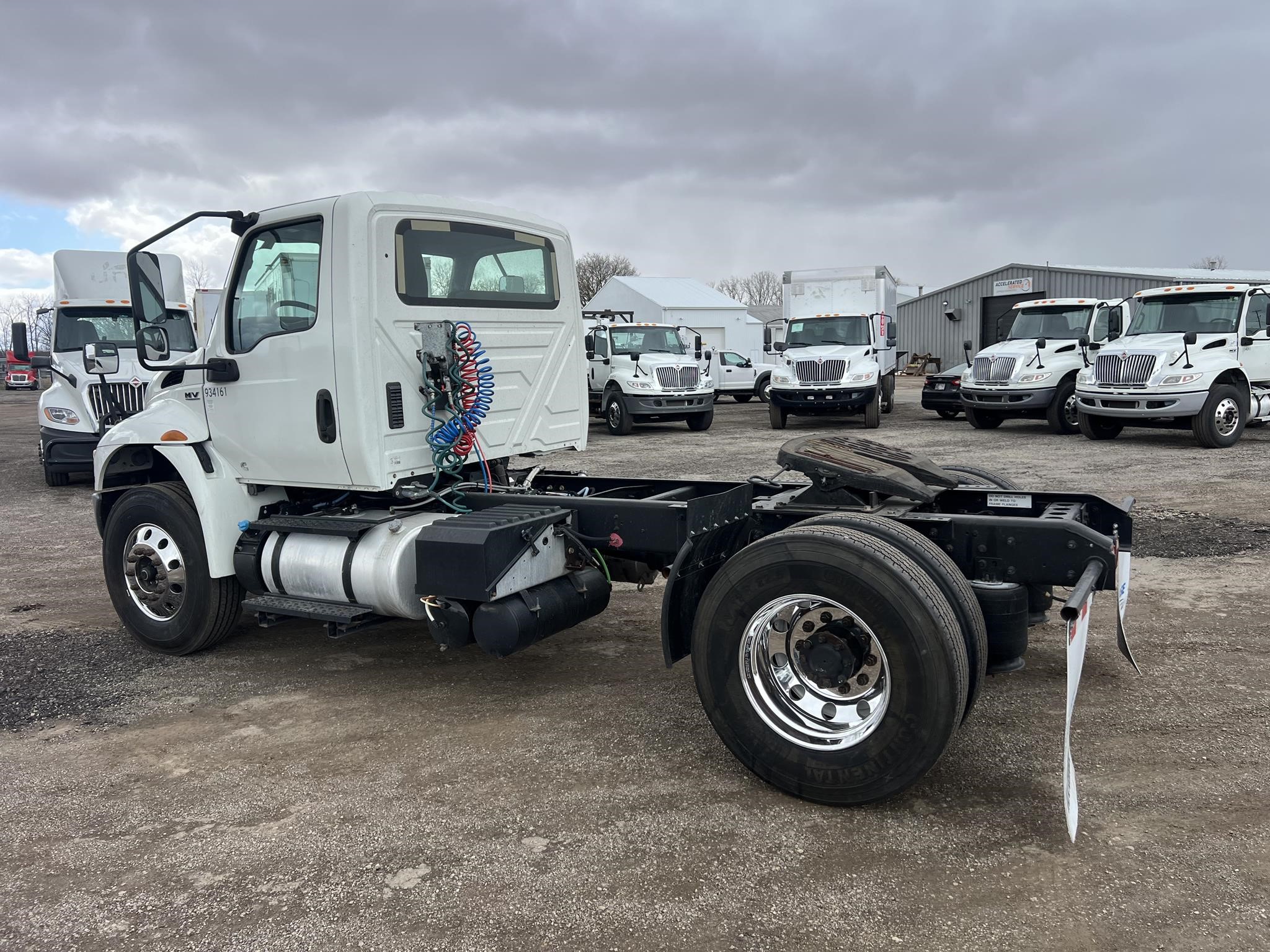 2019 INTERNATIONAL MV 2019 INTERNATIONAL MV - image 4 of 6