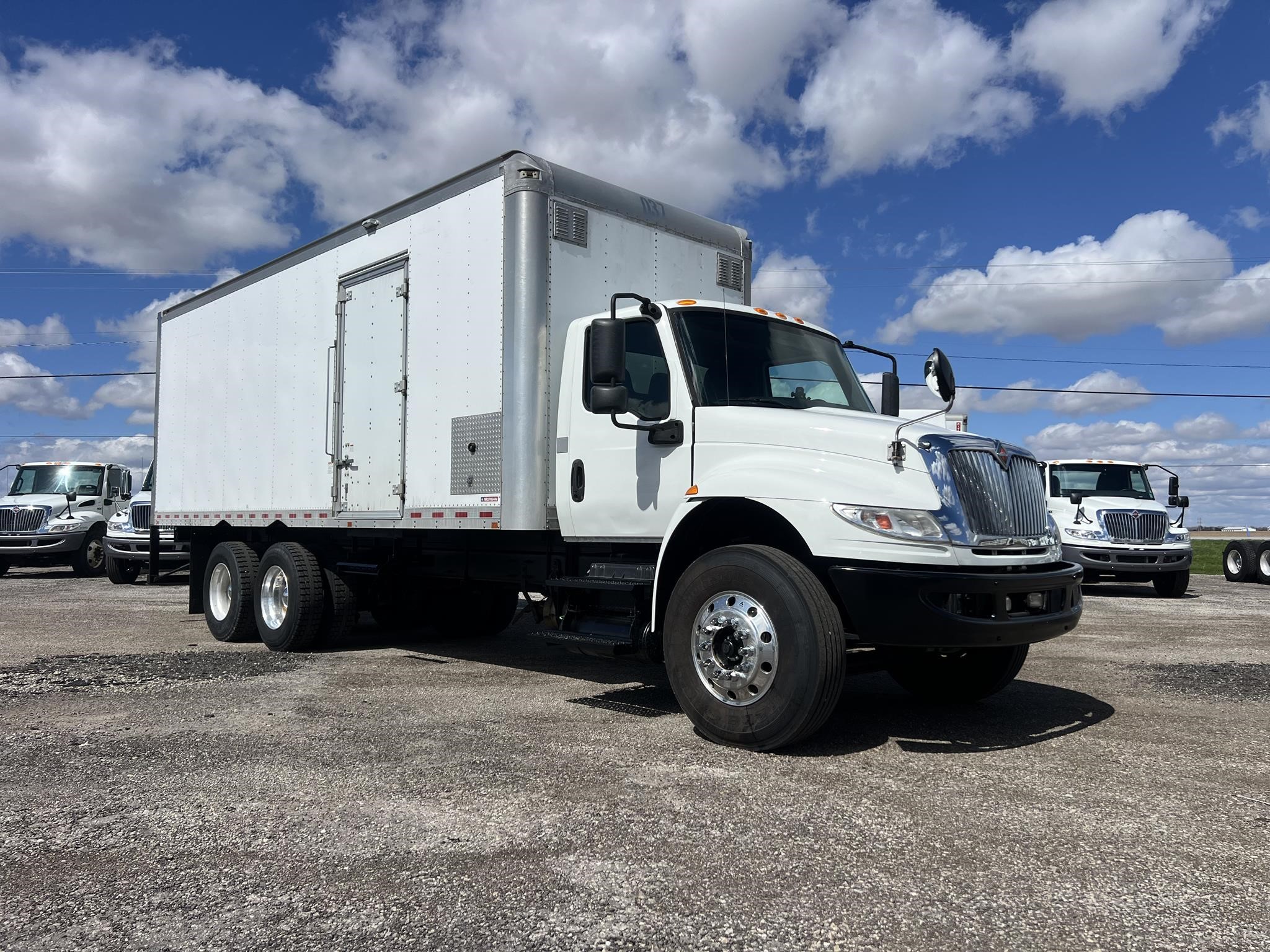 2020 INTERNATIONAL MV 2020 INTERNATIONAL MV - image 1 of 6