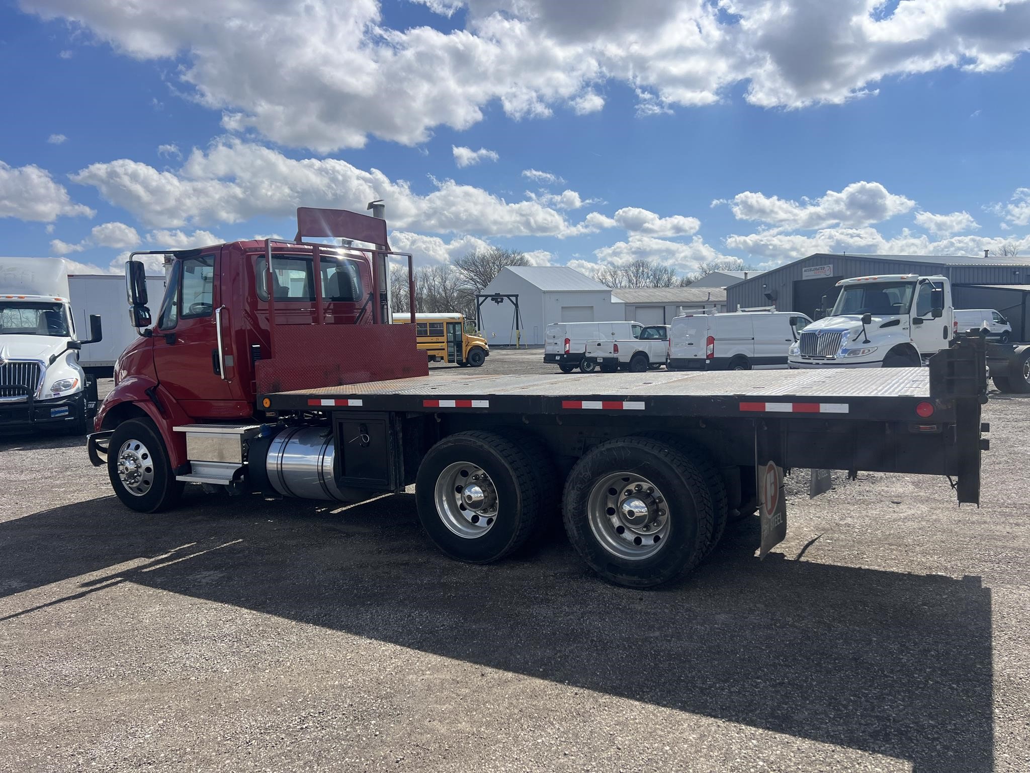 2016 INTERNATIONAL TRANSTAR 8600 2016 INTERNATIONAL TRANSTAR 8600 - image 4 of 6