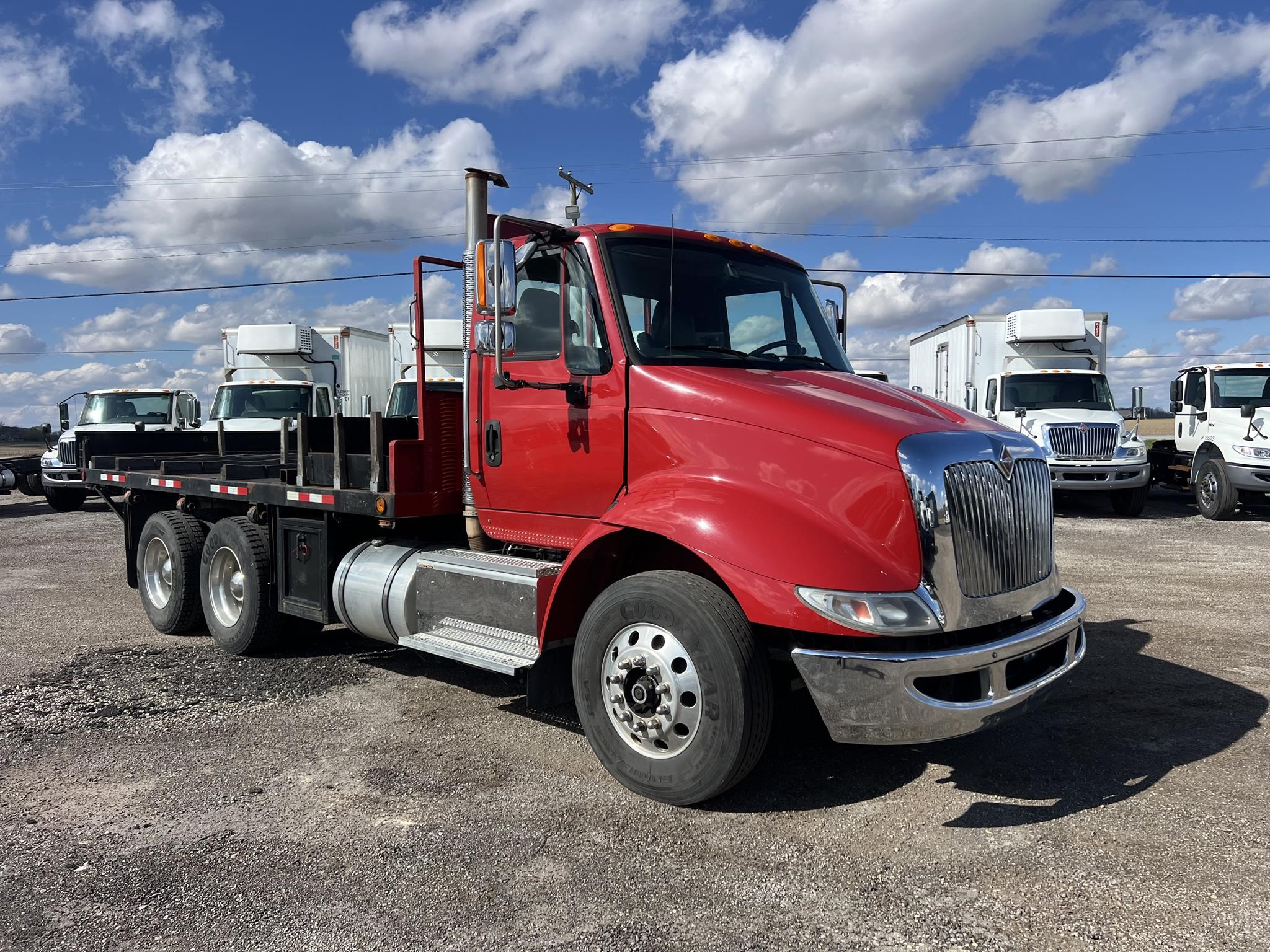 2016 INTERNATIONAL TRANSTAR 8600 2016 INTERNATIONAL TRANSTAR 8600 - image 2 of 6