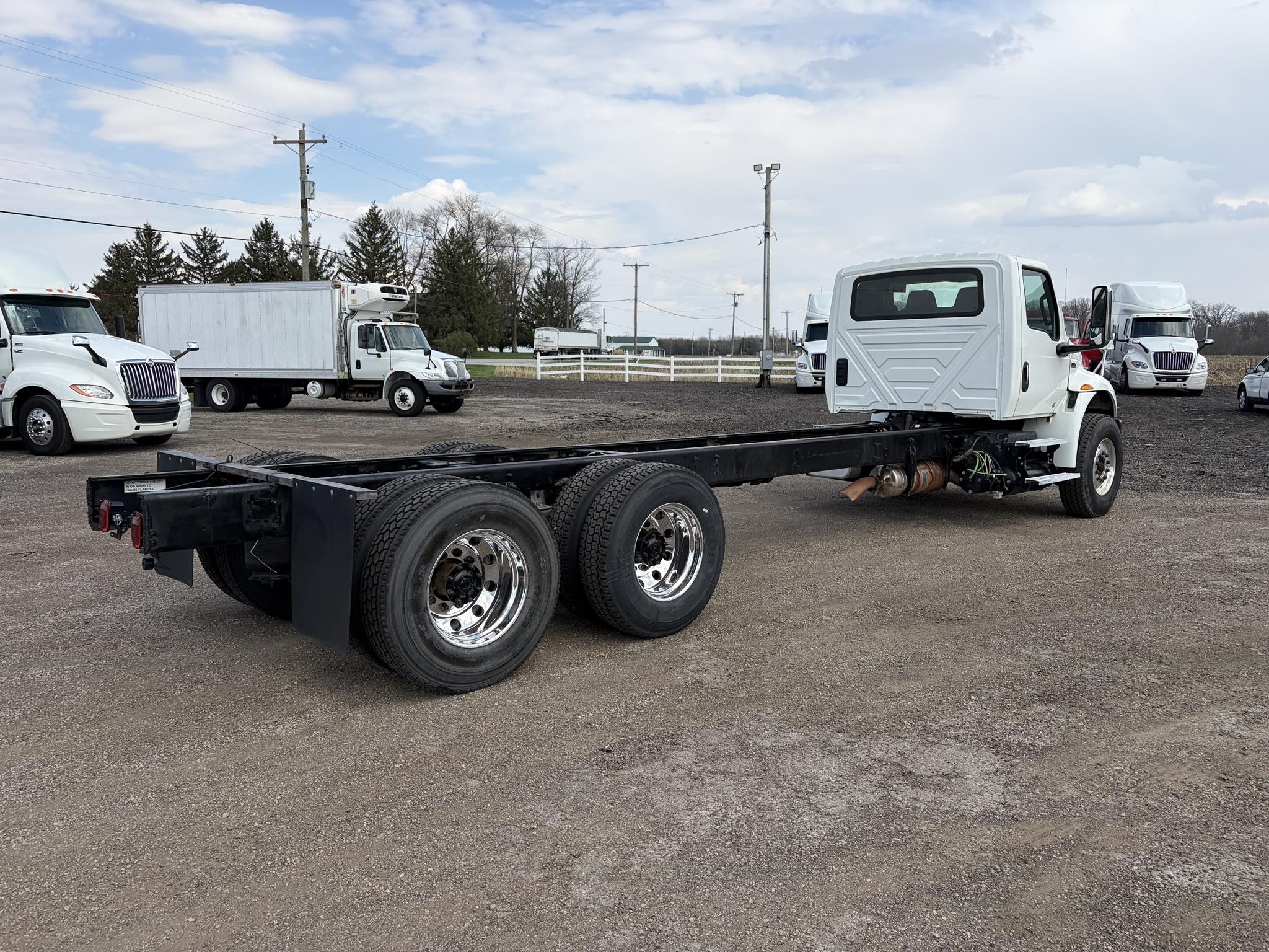 2021 INTERNATIONAL MV 2021 INTERNATIONAL MV - image 3 of 6