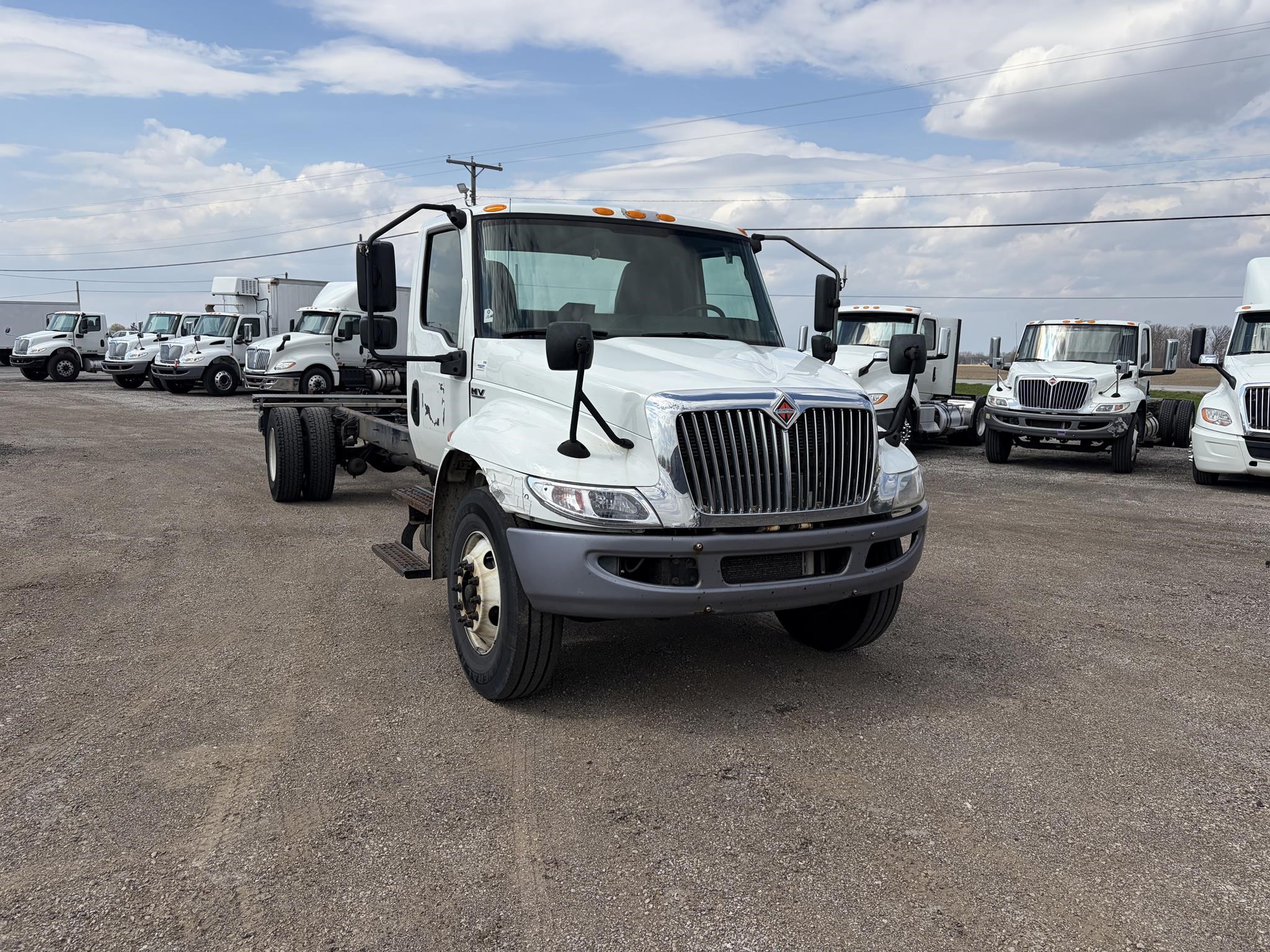 2020 INTERNATIONAL MV 2020 INTERNATIONAL MV - image 2 of 6