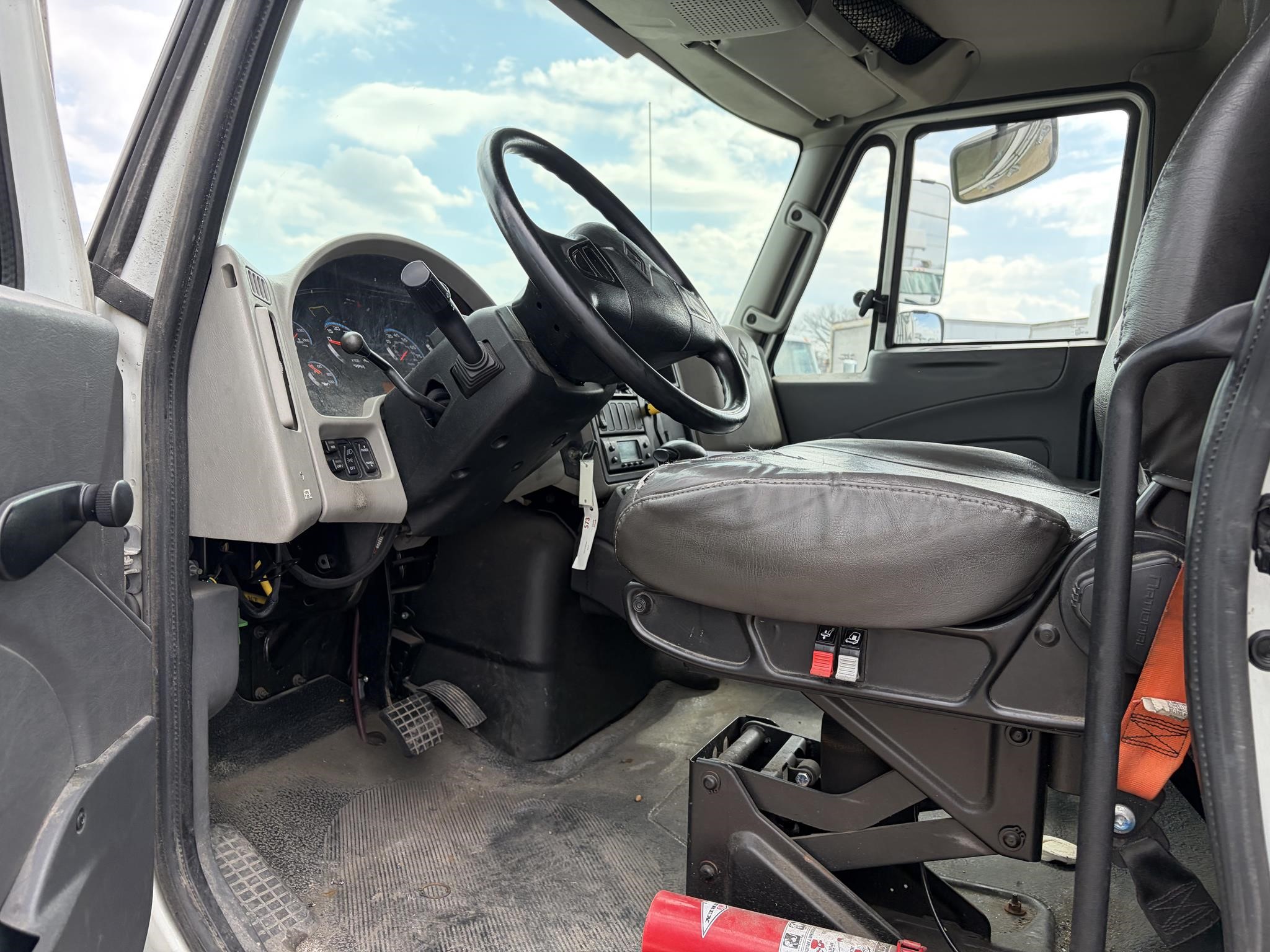 2019 INTERNATIONAL DURASTAR 4300 11018839734 2019 INTERNATIONAL DURASTAR 4300 11018839734