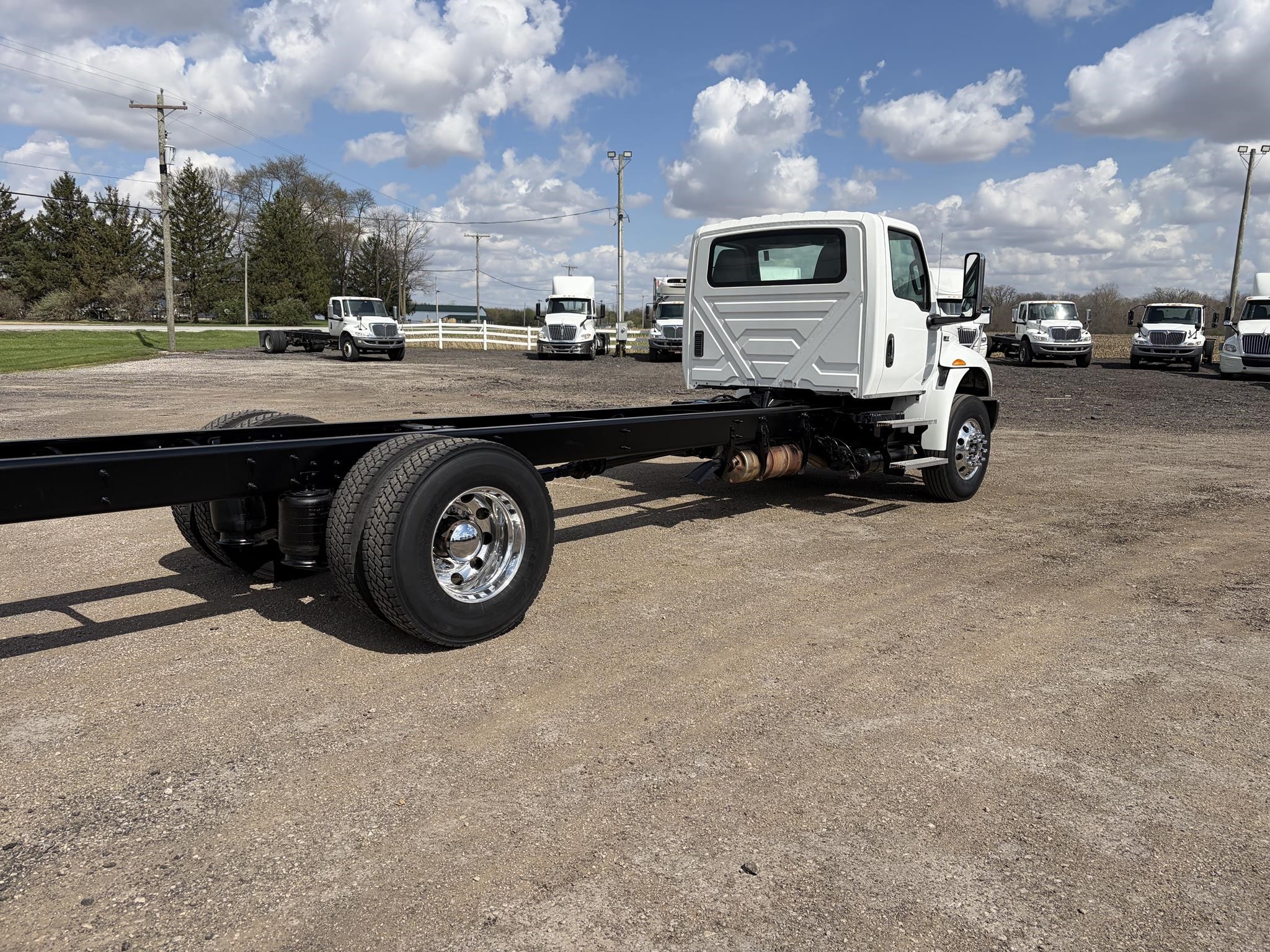 2019 INTERNATIONAL MV 2019 INTERNATIONAL MV - image 3 of 6