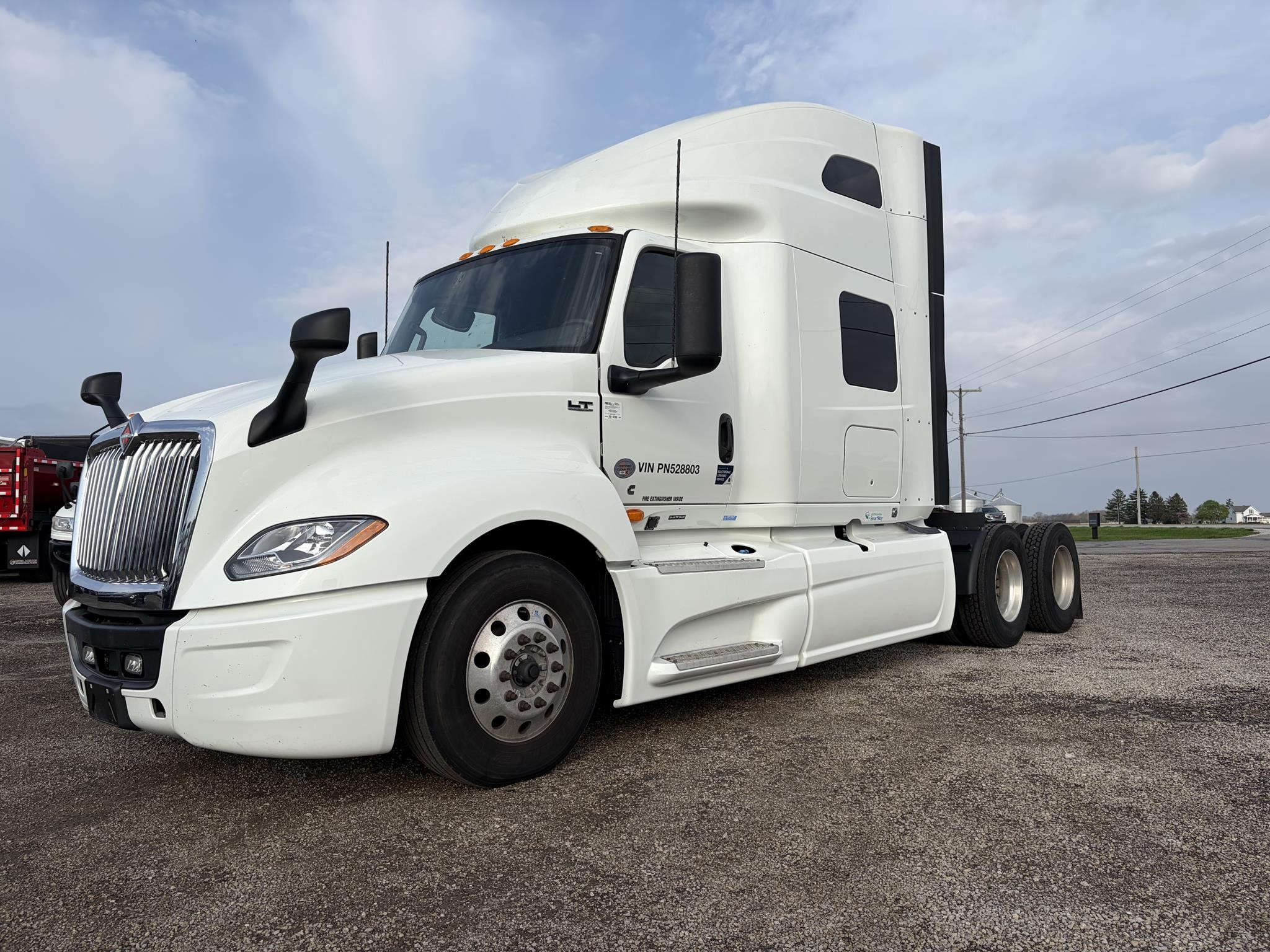 2023 INTERNATIONAL LT 2023 INTERNATIONAL LT - image 1 of 6