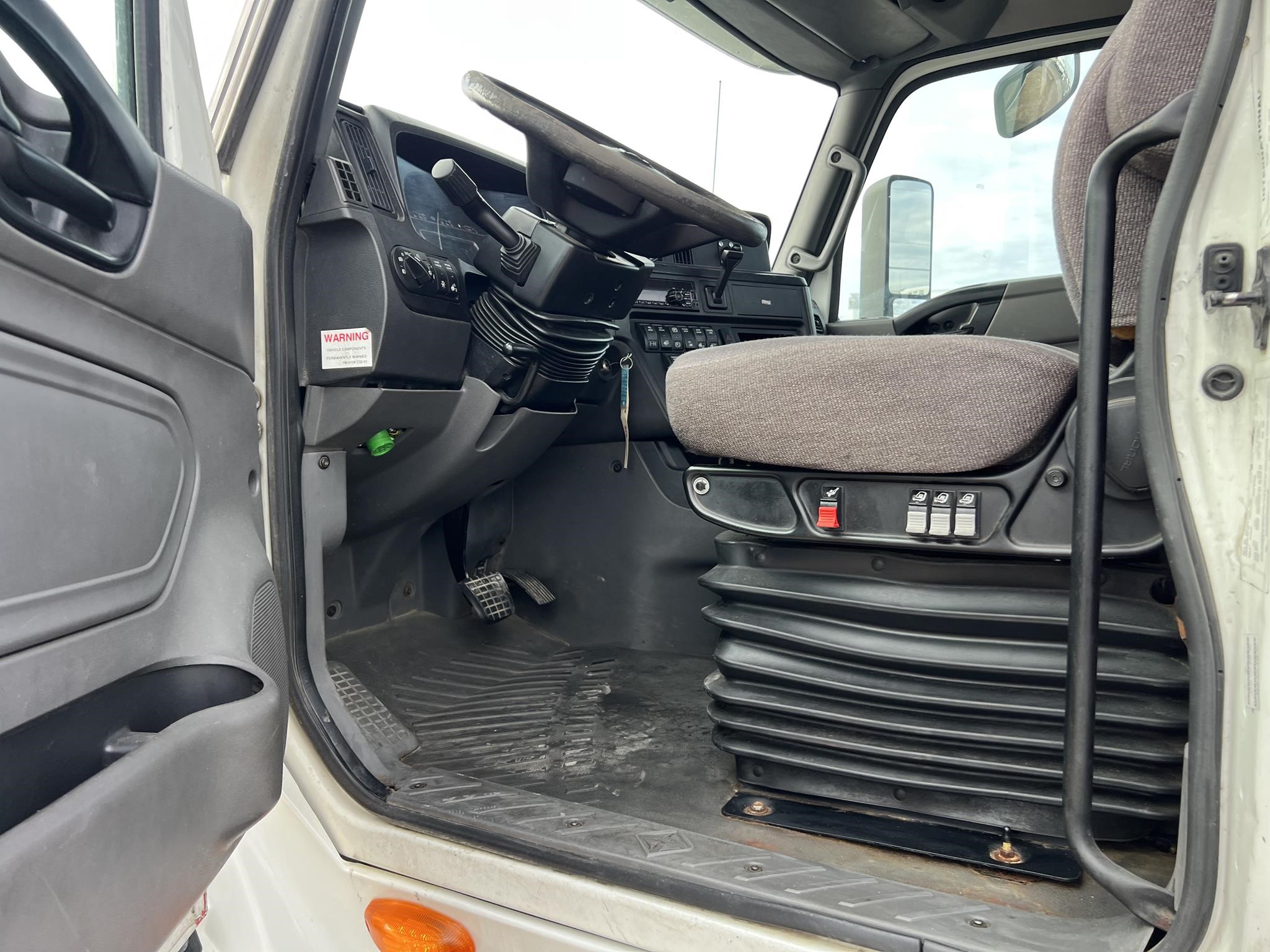 2019 INTERNATIONAL LT 11023363509 2019 INTERNATIONAL LT 11023363509