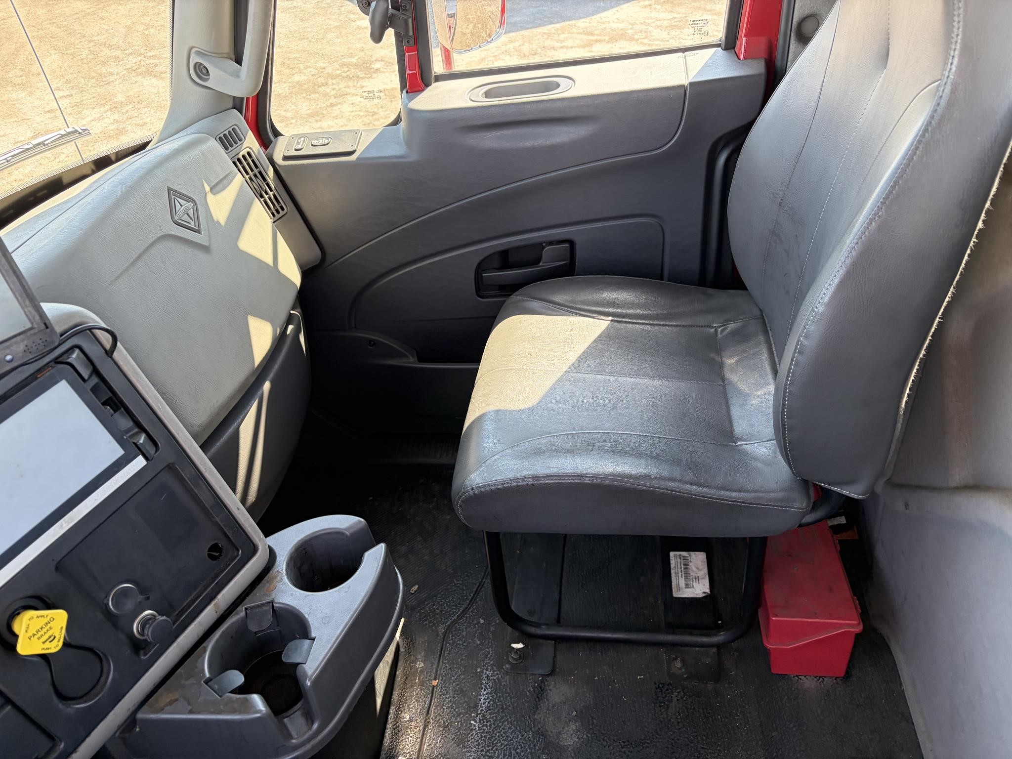 2016 INTERNATIONAL TRANSTAR 8600 11025645569 2016 INTERNATIONAL TRANSTAR 8600 11025645569