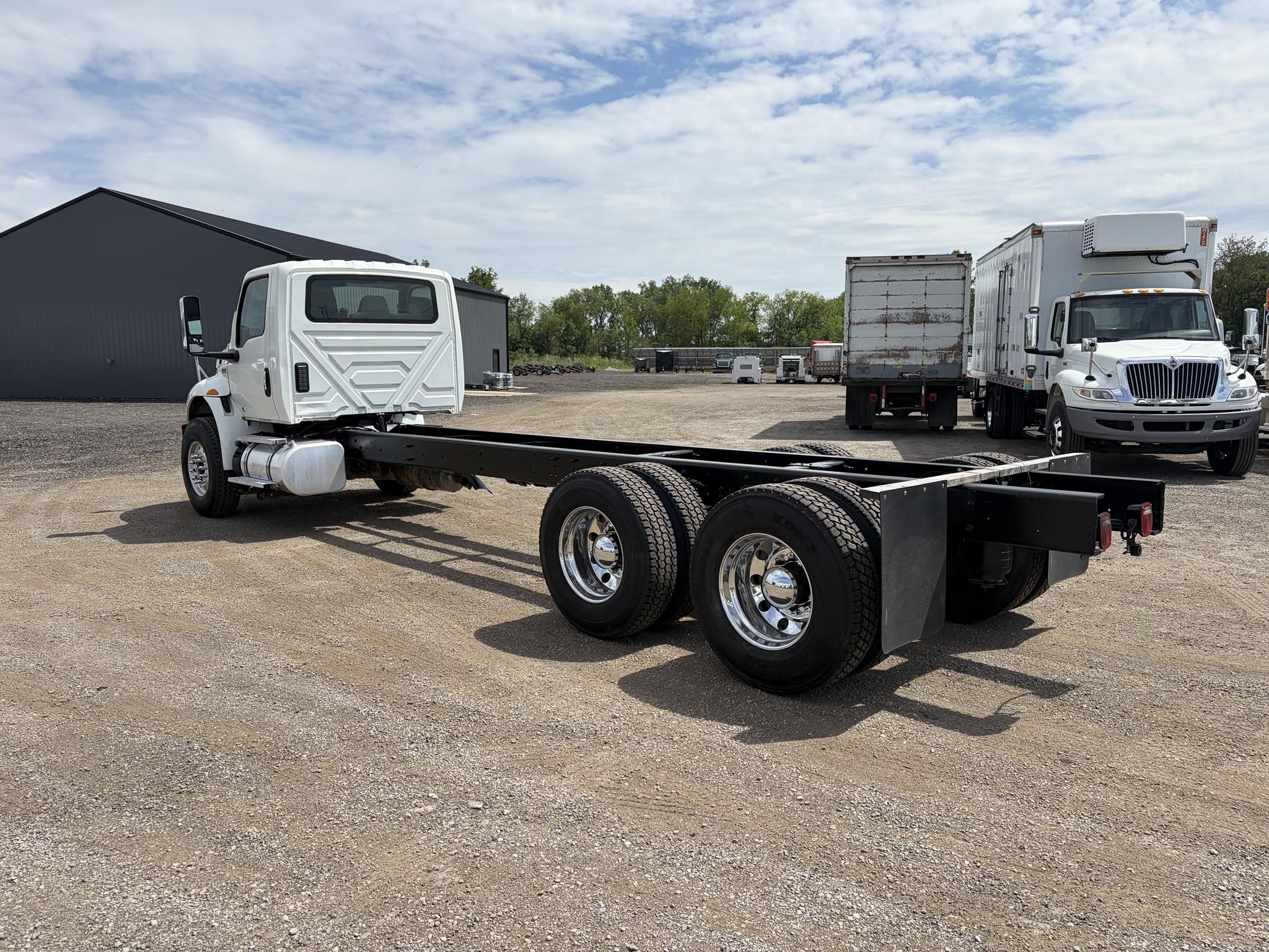 2021 INTERNATIONAL MV 2021 INTERNATIONAL MV - image 3 of 6