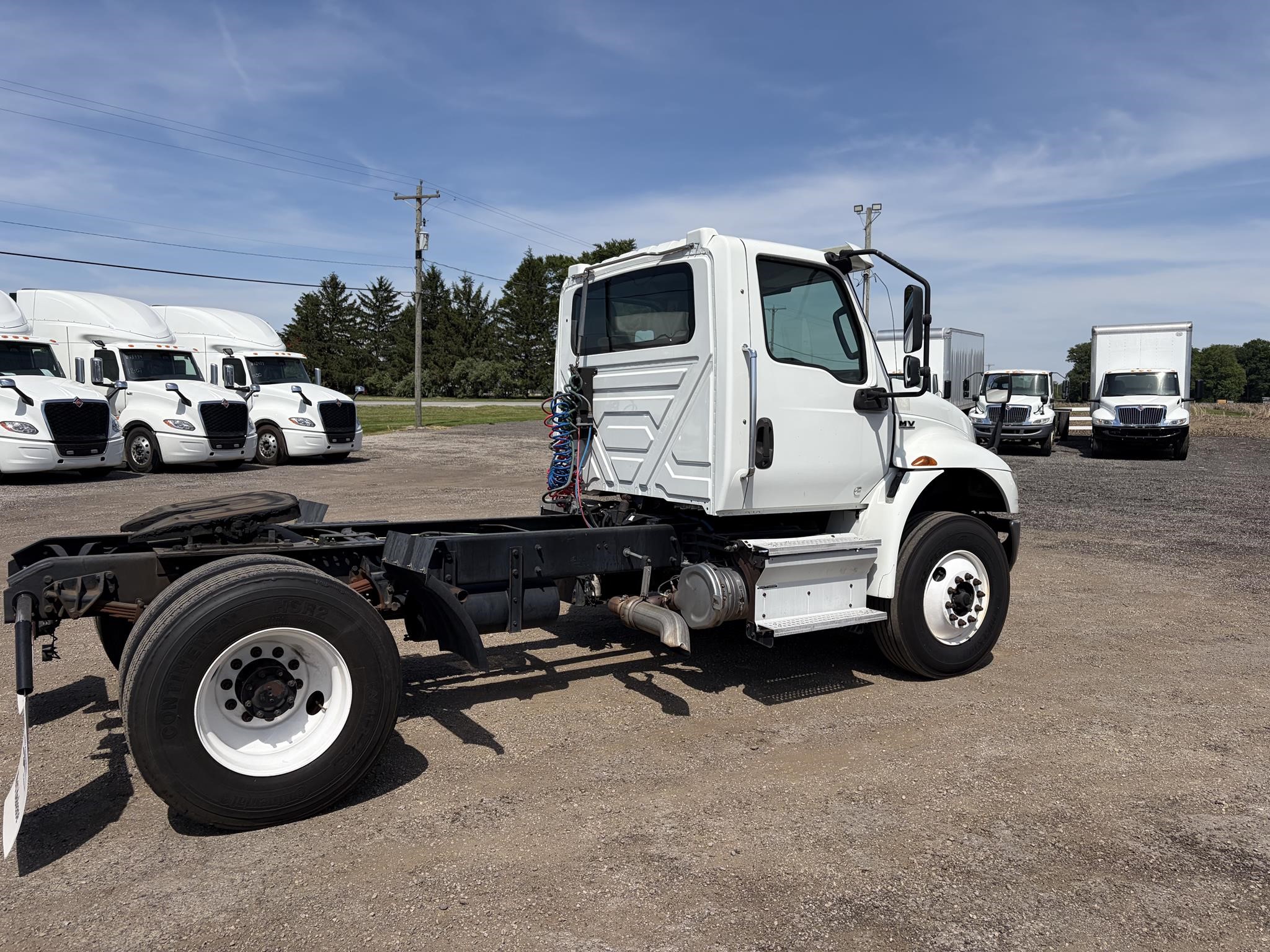 2020 INTERNATIONAL MV 2020 INTERNATIONAL MV - image 3 of 6