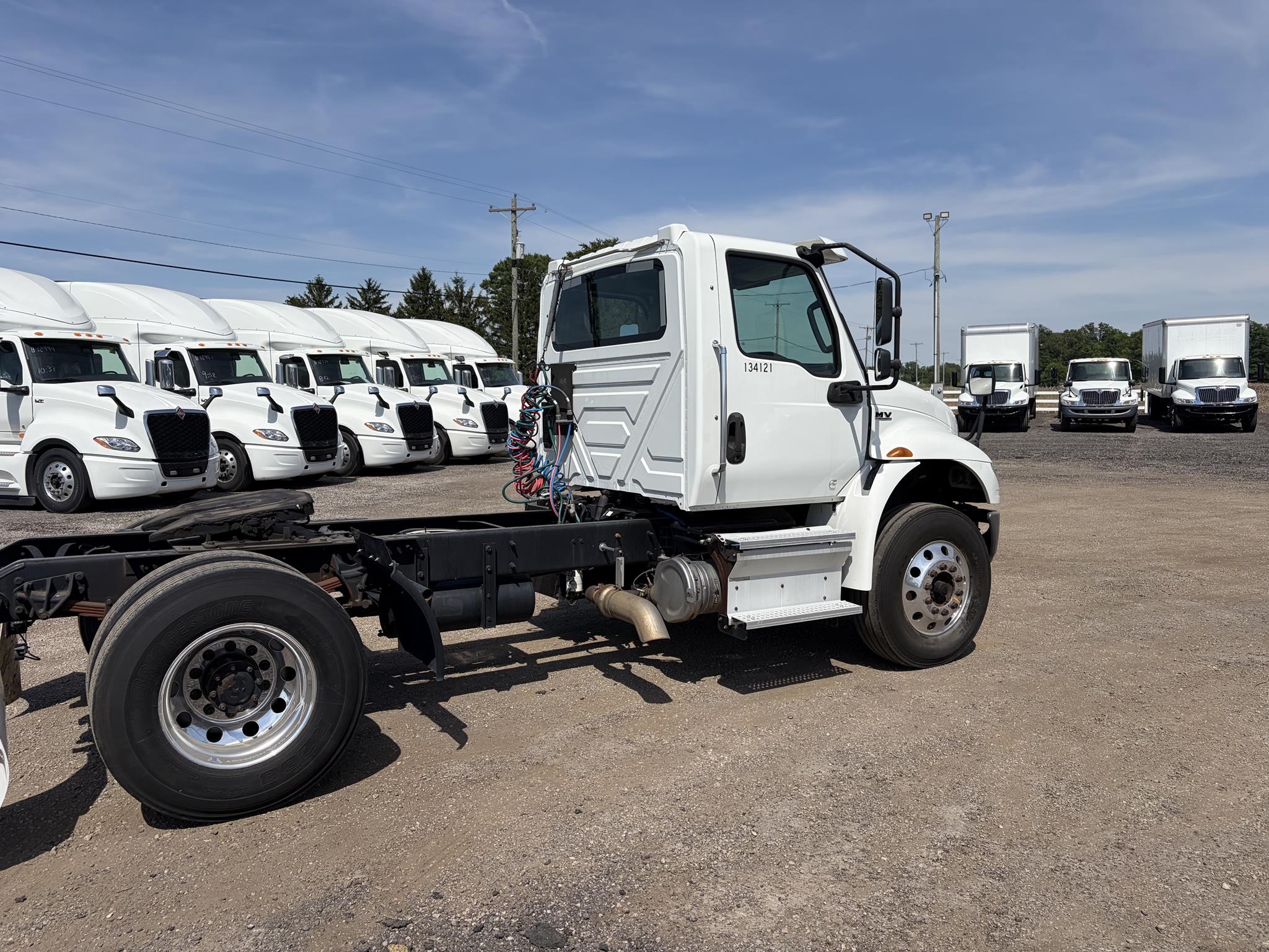 2021 INTERNATIONAL MV 2021 INTERNATIONAL MV - image 3 of 6