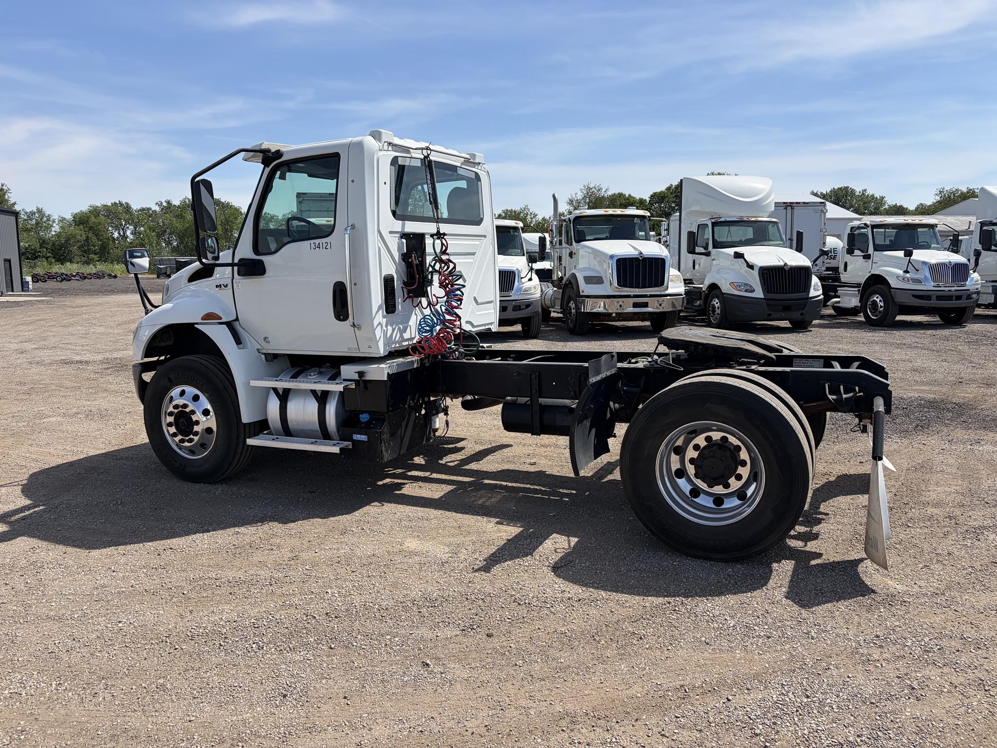 2021 INTERNATIONAL MV 2021 INTERNATIONAL MV - image 5 of 6