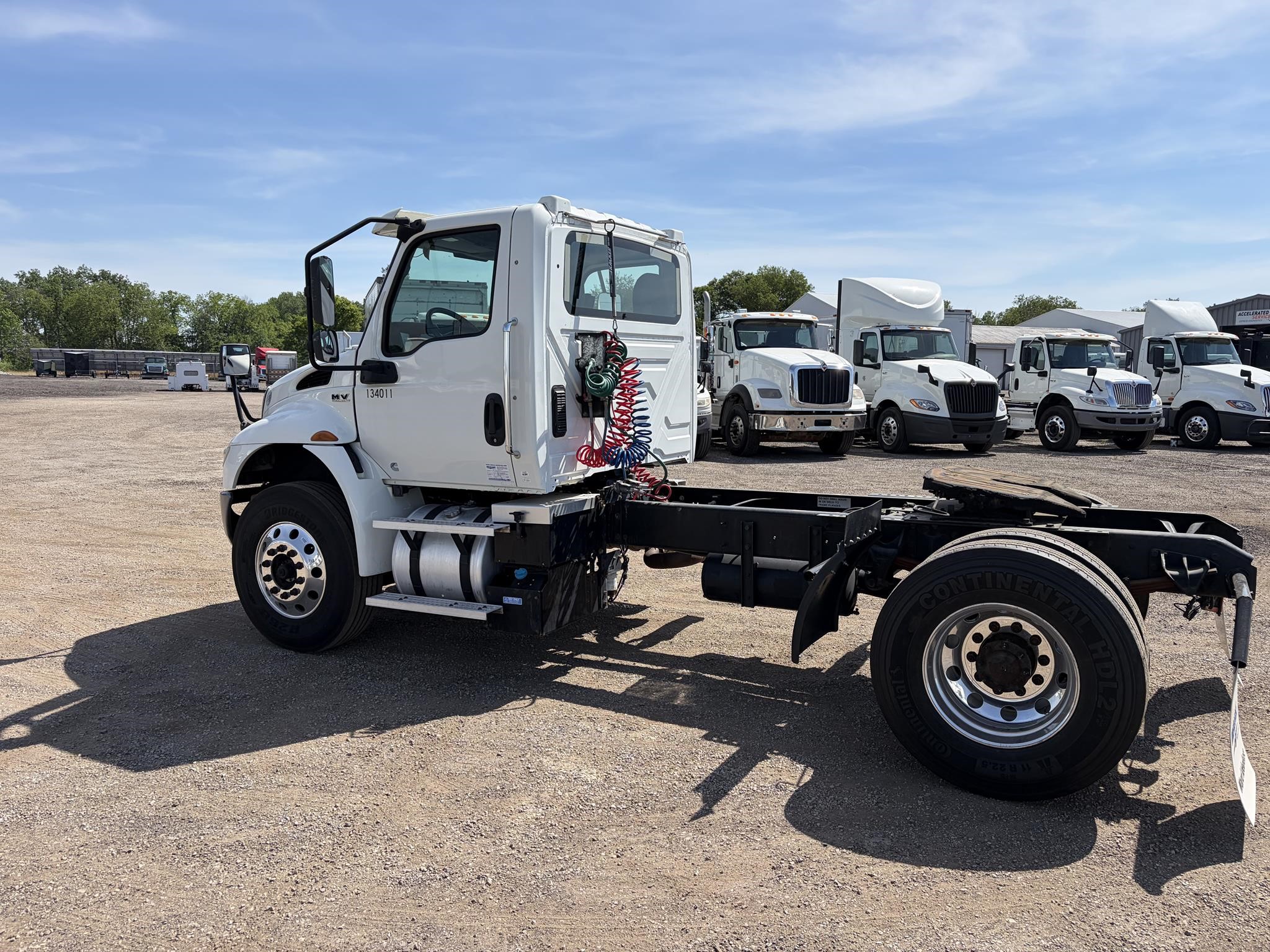 2021 INTERNATIONAL MV 2021 INTERNATIONAL MV - image 5 of 6