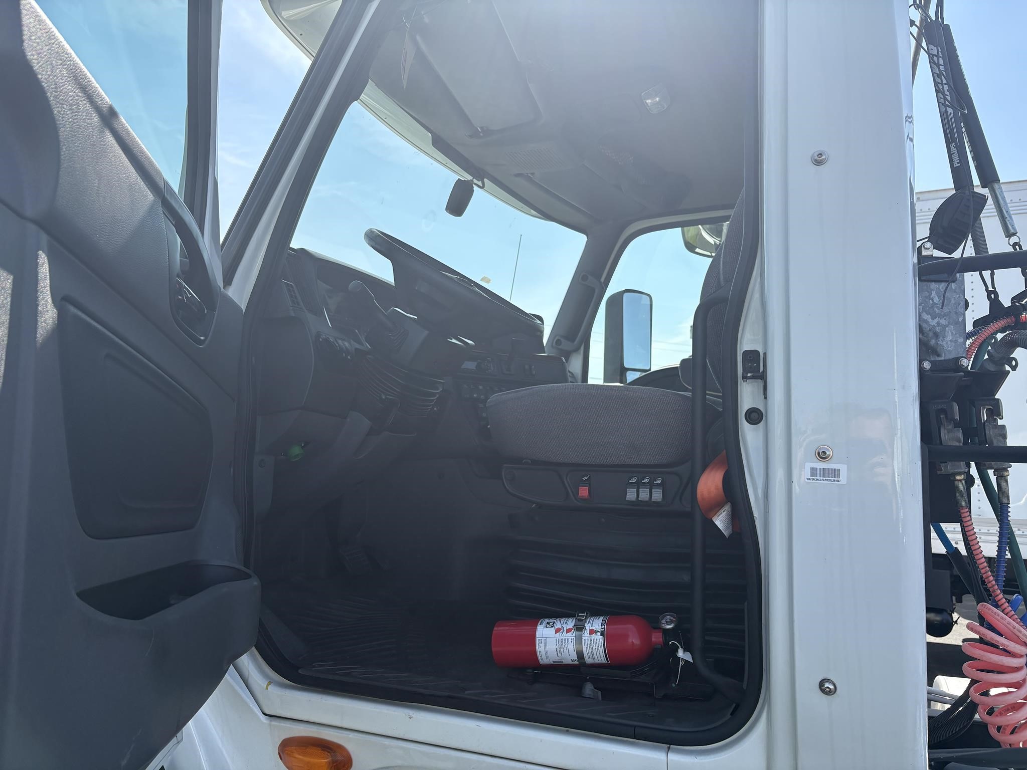 2019 INTERNATIONAL LT 11027967243 2019 INTERNATIONAL LT 11027967243