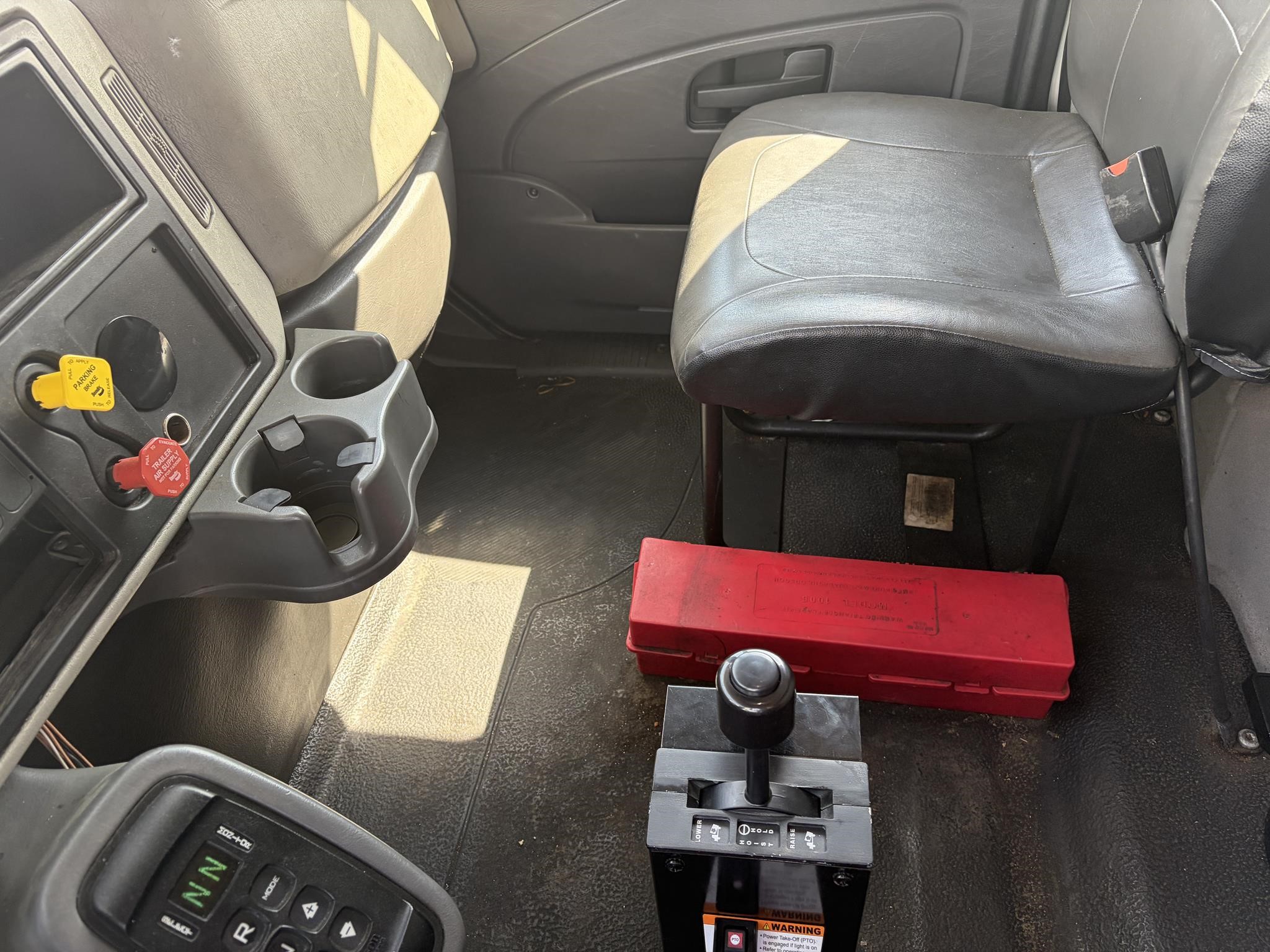 2018 INTERNATIONAL DURASTAR 4300 11029081347 2018 INTERNATIONAL DURASTAR 4300 11029081347