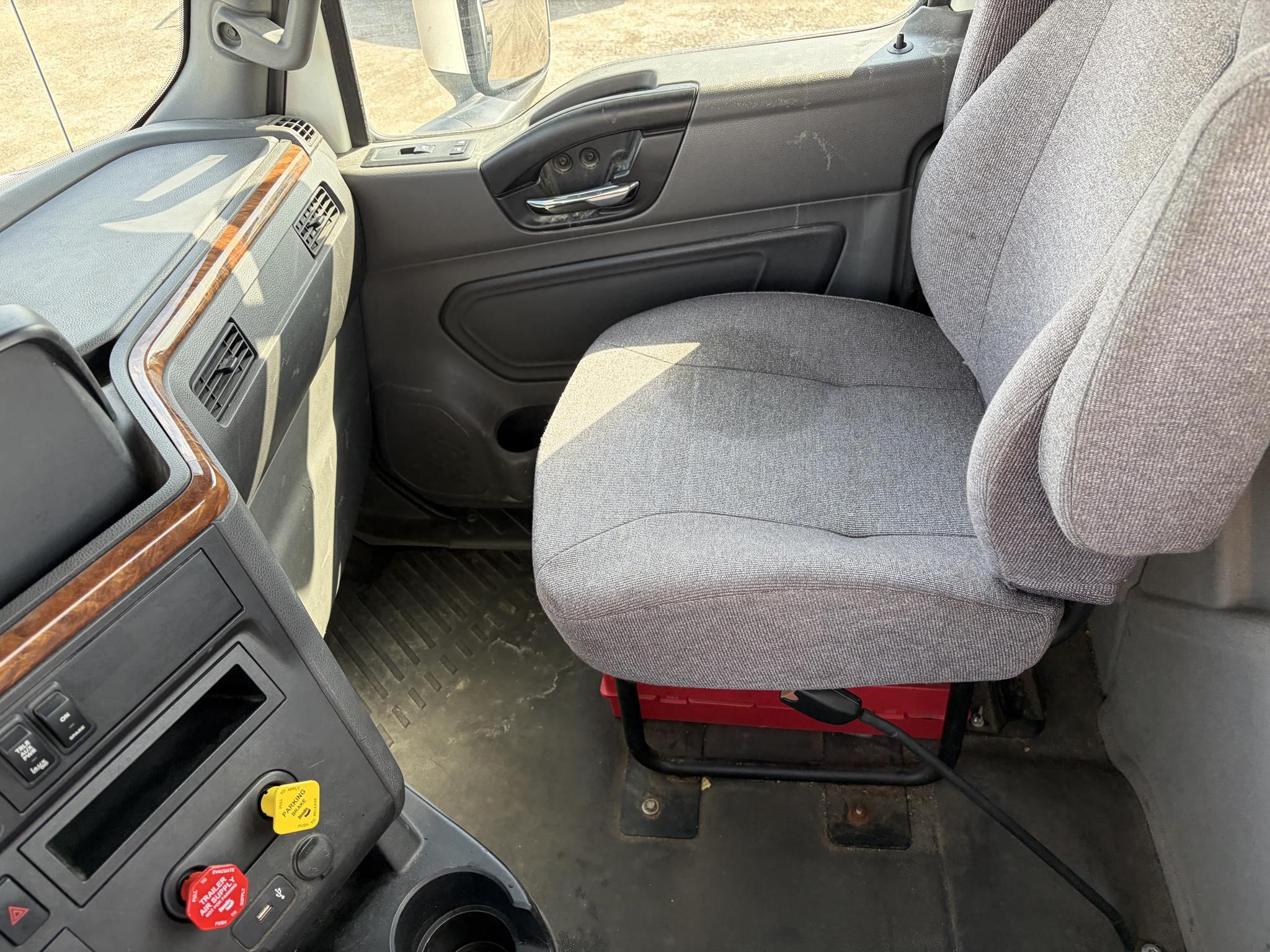 2019 INTERNATIONAL LT 11029081631 2019 INTERNATIONAL LT 11029081631