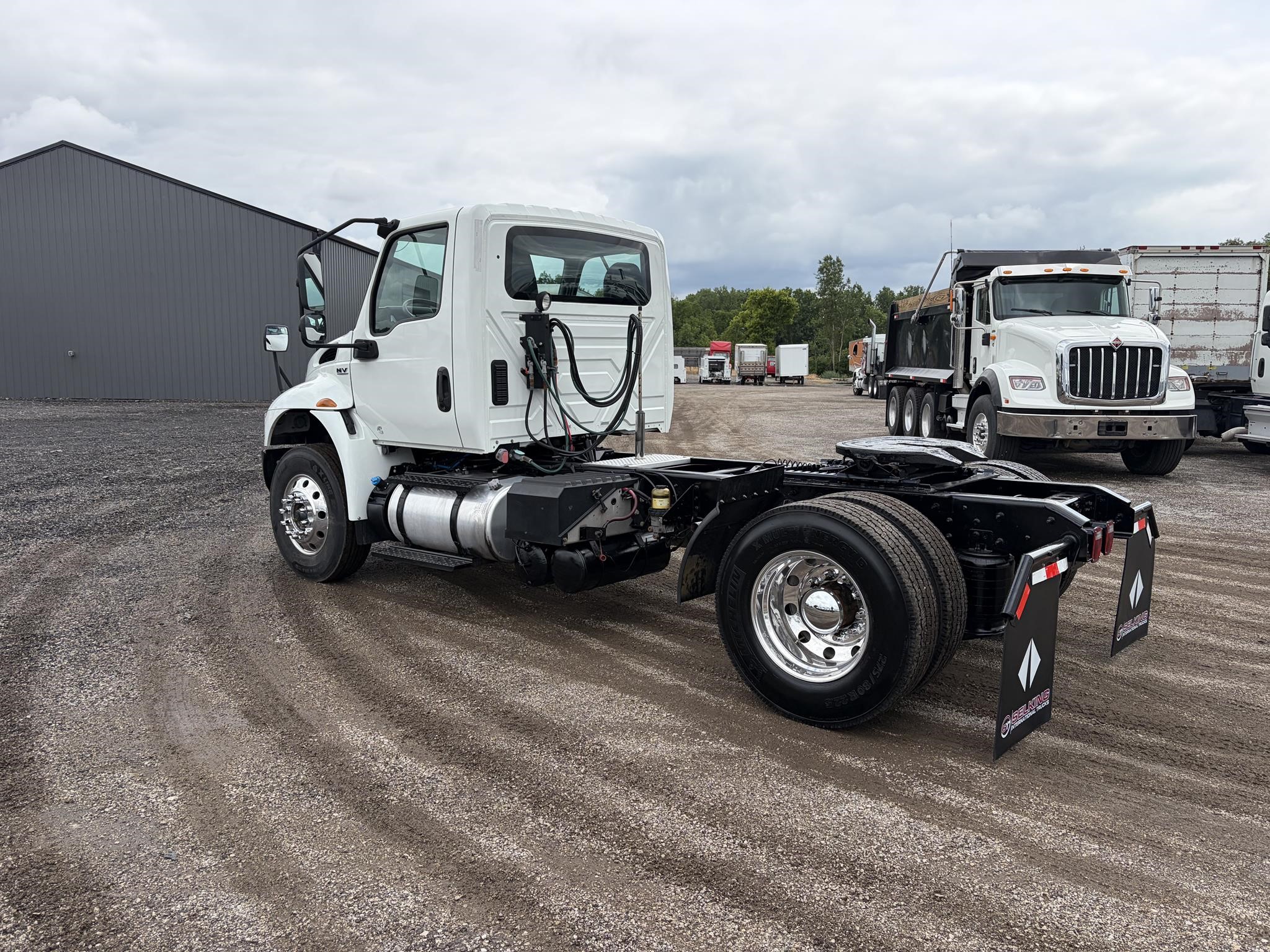 2021 INTERNATIONAL MV 2021 INTERNATIONAL MV - image 5 of 6