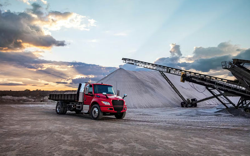International electric-mv International electric-mv - image 3 of 4