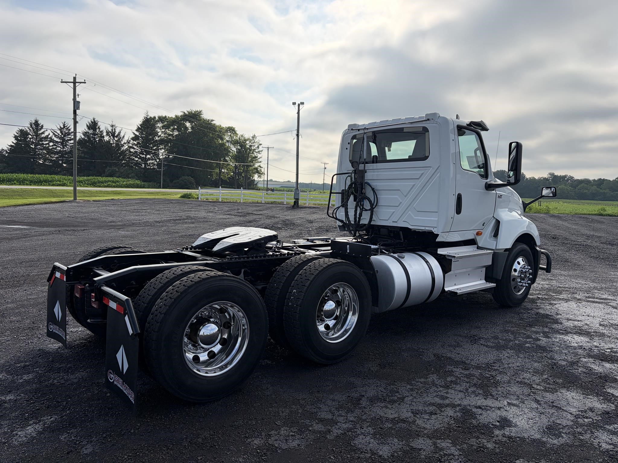 2019 INTERNATIONAL LT 11035872652 2019 INTERNATIONAL LT 11035872652