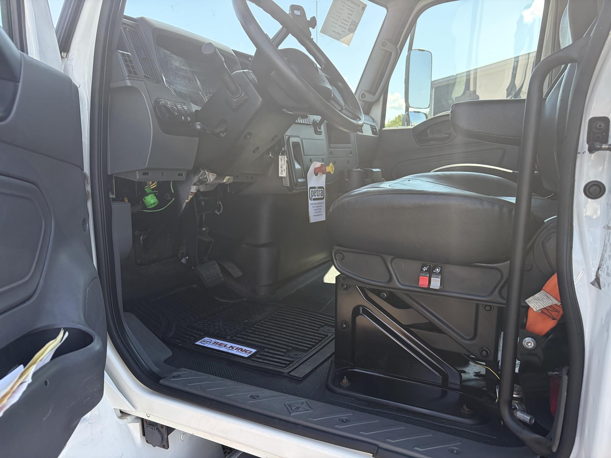 2021 INTERNATIONAL MV 2021 INTERNATIONAL MV - image 6 of 6