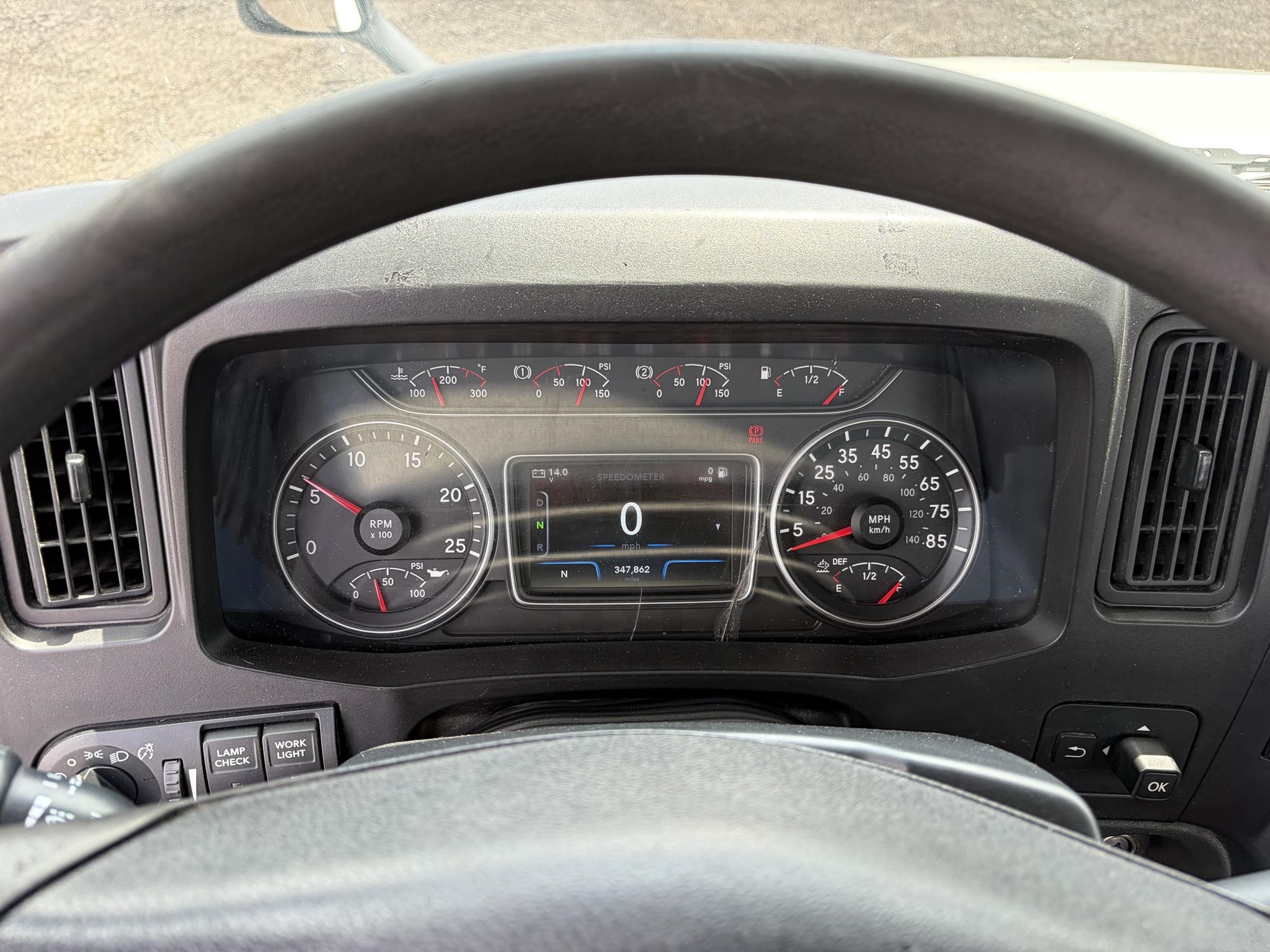 2022 INTERNATIONAL LT 11042690499 2022 INTERNATIONAL LT 11042690499