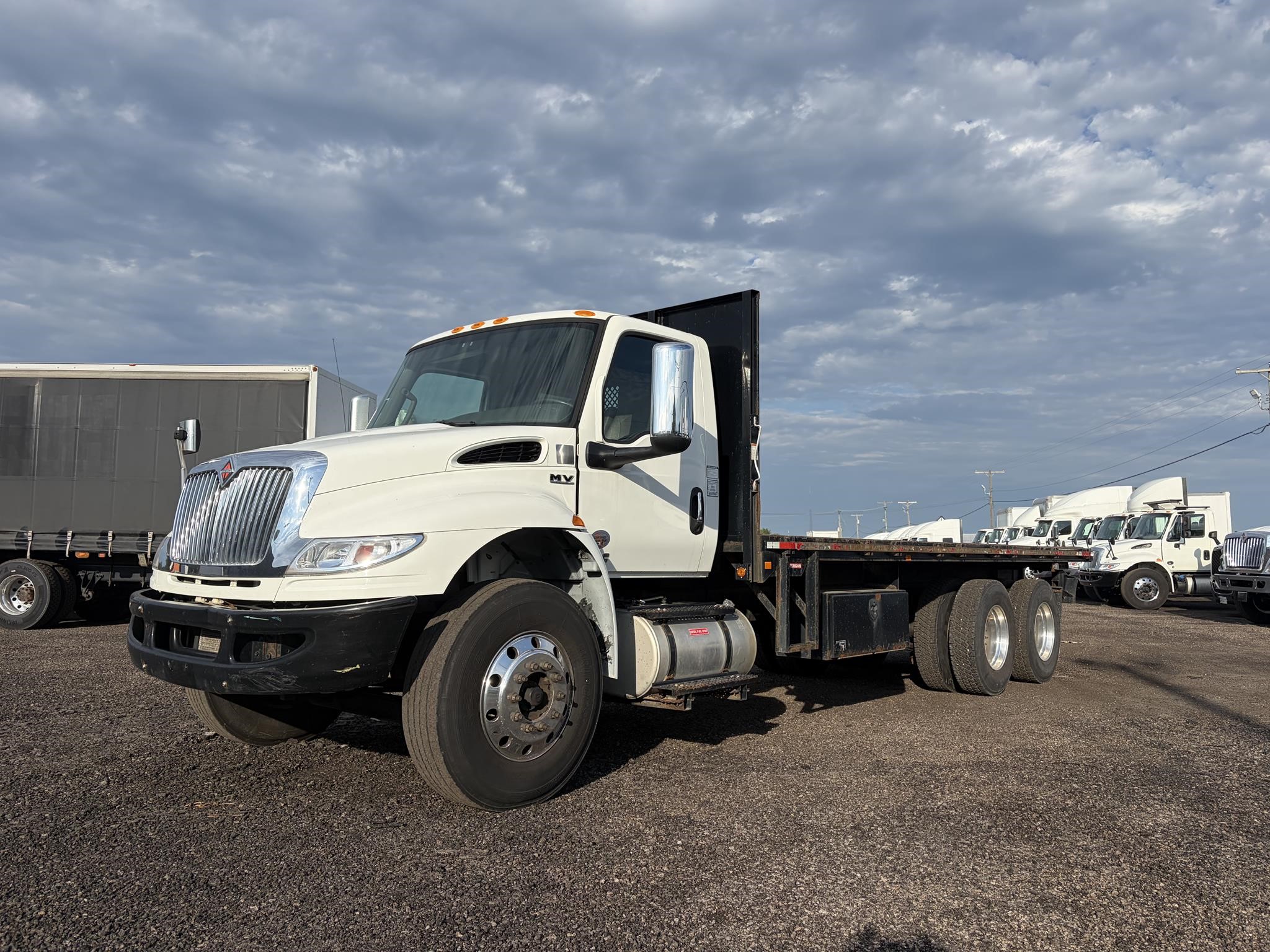 2020 INTERNATIONAL MV 2020 INTERNATIONAL MV - image 1 of 6