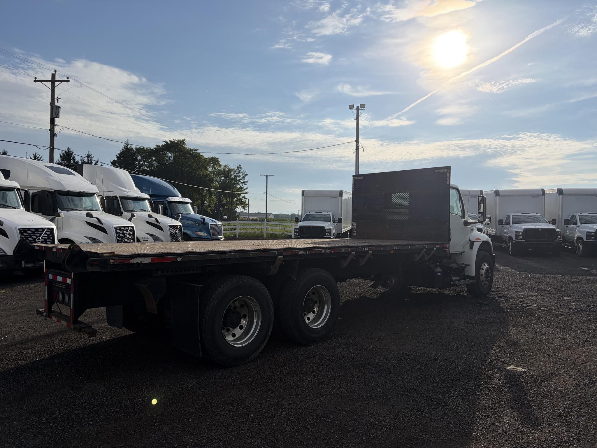 2020 INTERNATIONAL MV 2020 INTERNATIONAL MV - image 4 of 6