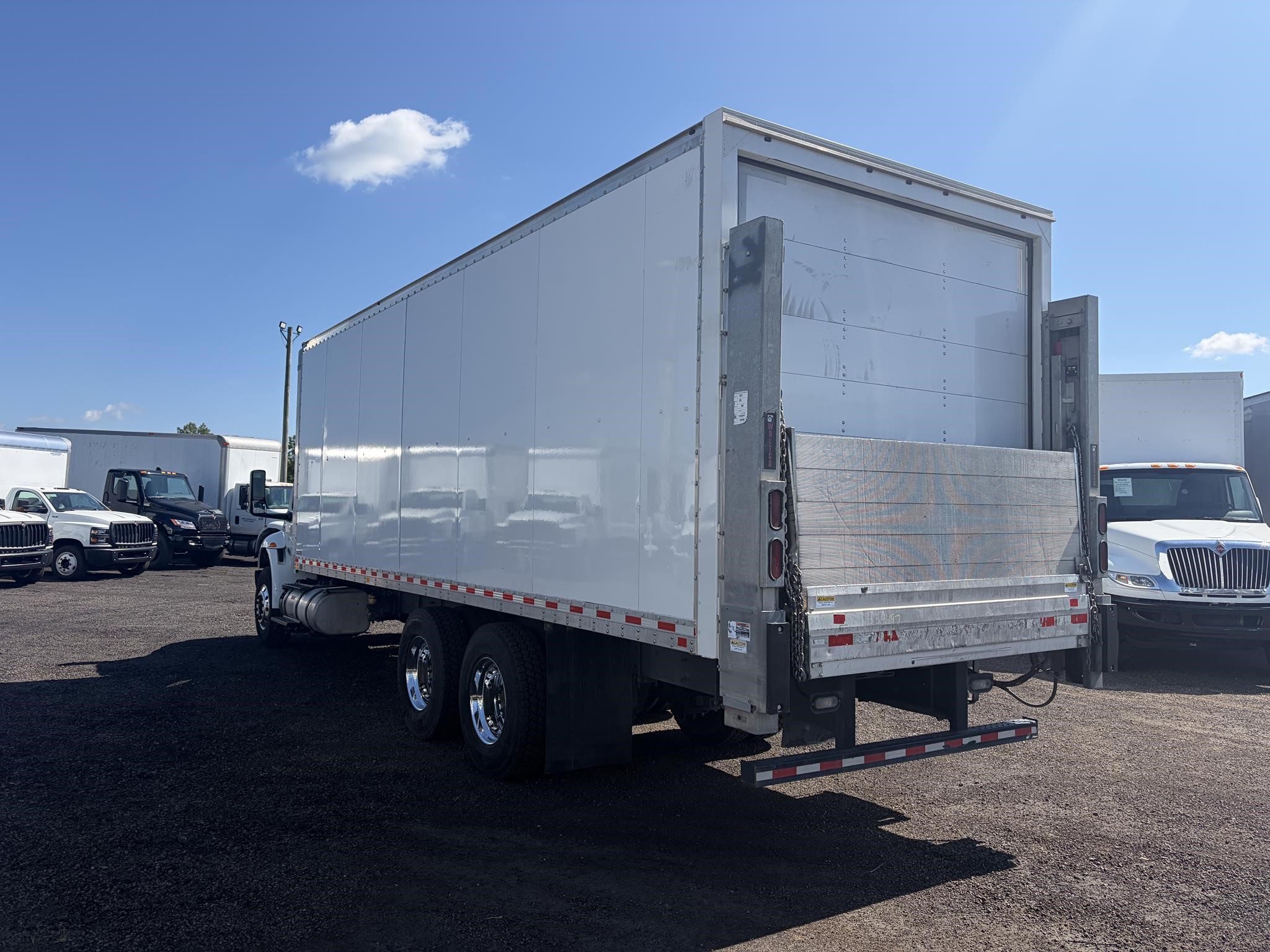 2020 INTERNATIONAL MV 2020 INTERNATIONAL MV - image 4 of 6