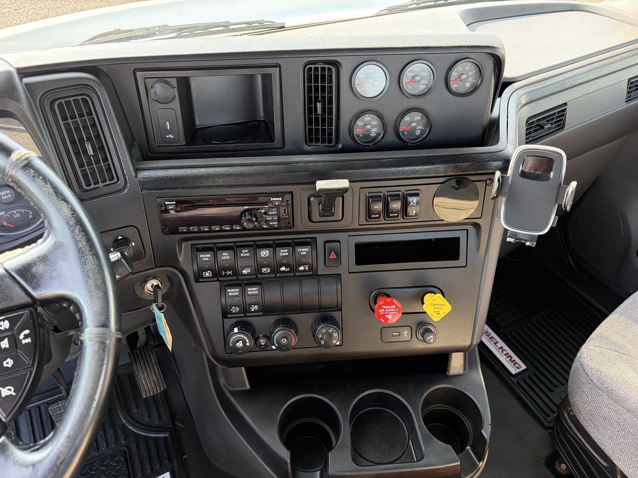 2019 INTERNATIONAL LT 11043980902 2019 INTERNATIONAL LT 11043980902