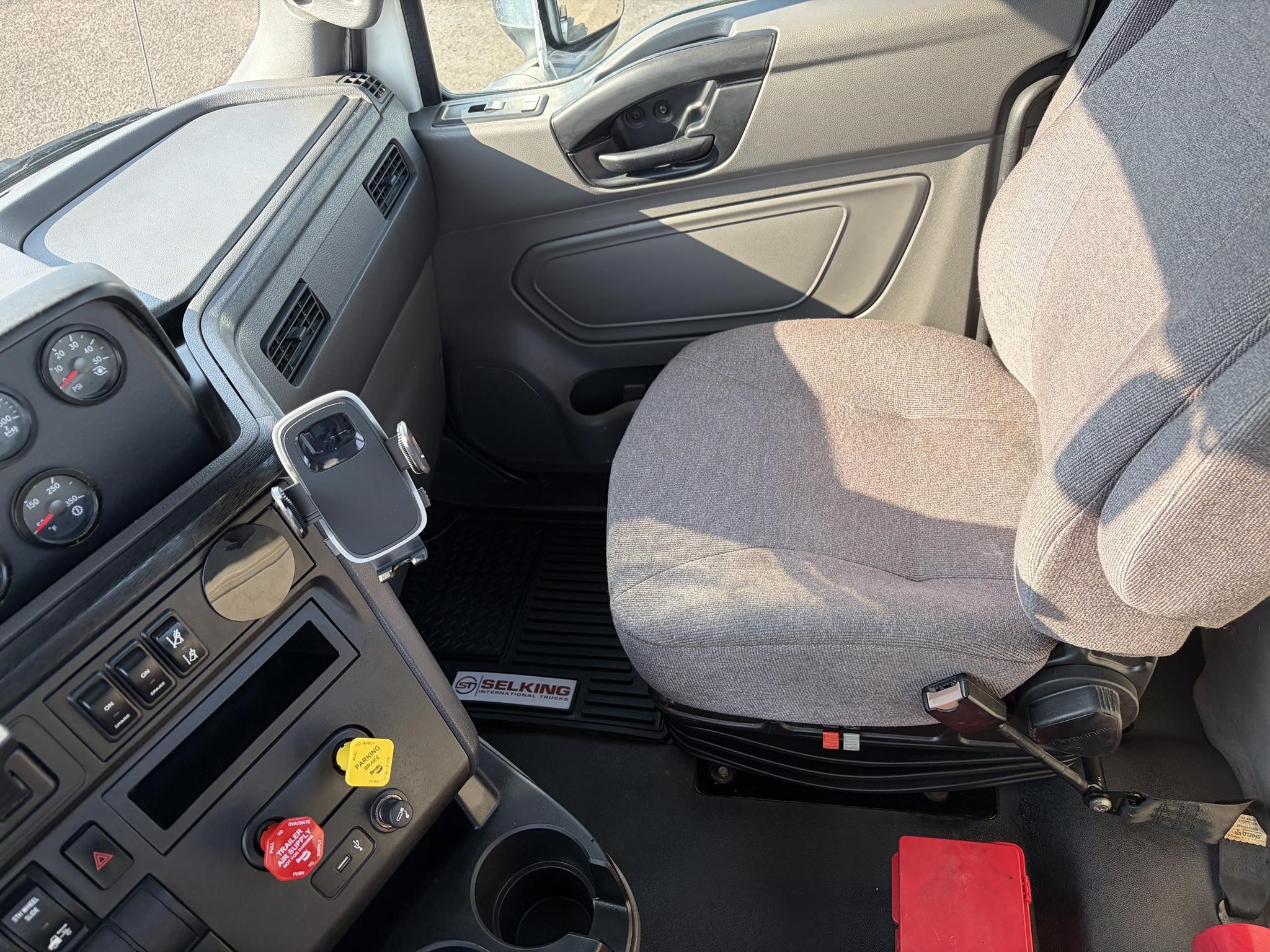 2019 INTERNATIONAL LT 11043980929 2019 INTERNATIONAL LT 11043980929