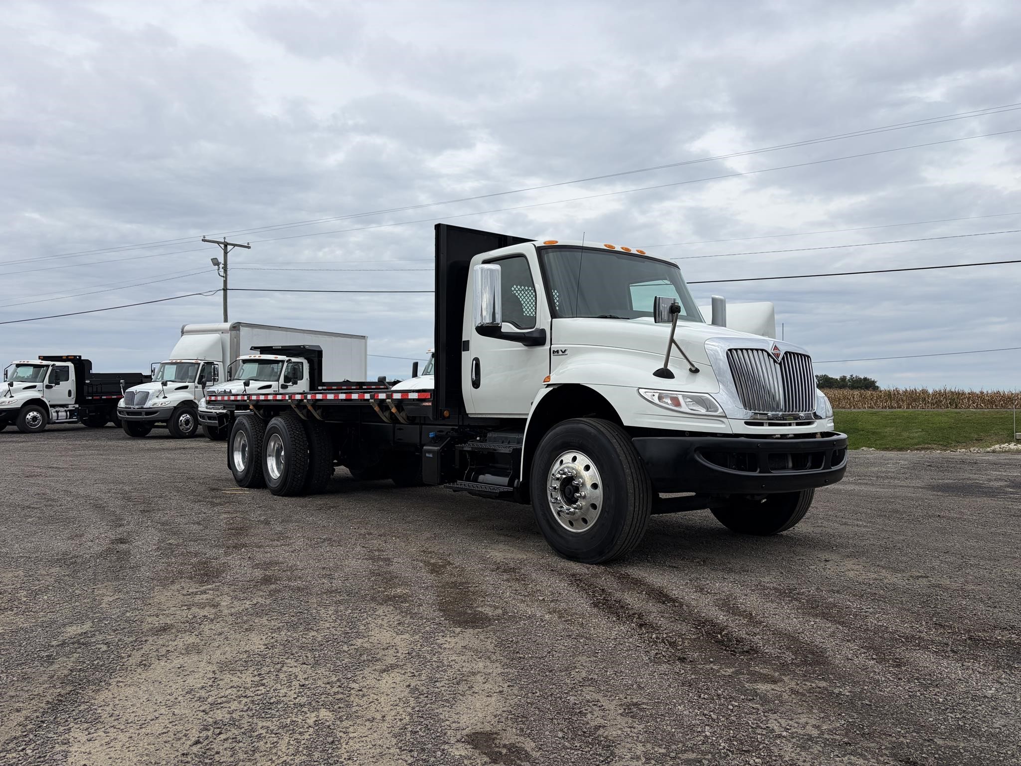 2020 INTERNATIONAL MV 2020 INTERNATIONAL MV - image 2 of 6
