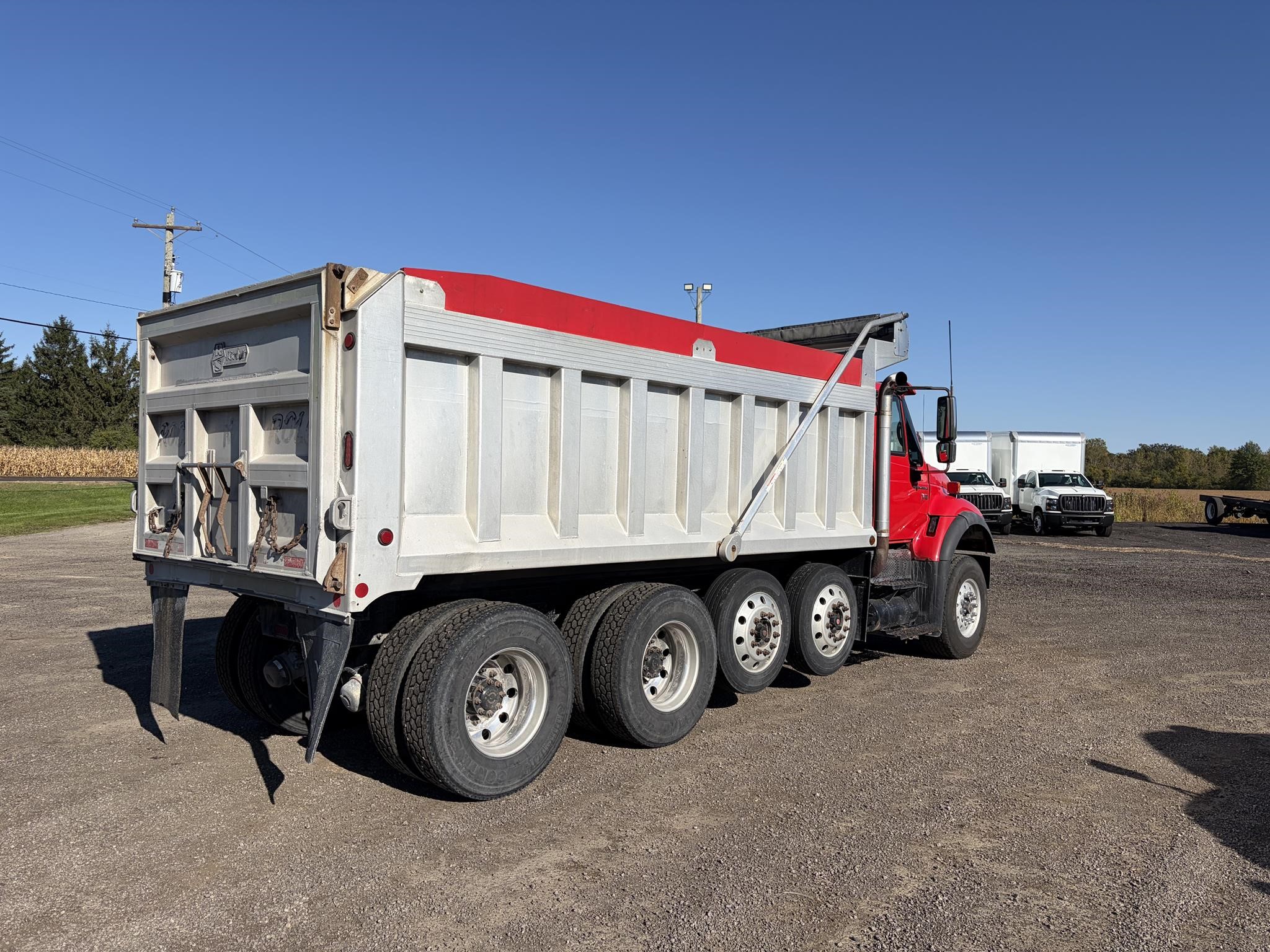 2007 INTERNATIONAL WORKSTAR 7600 2007 INTERNATIONAL WORKSTAR 7600 - image 3 of 6
