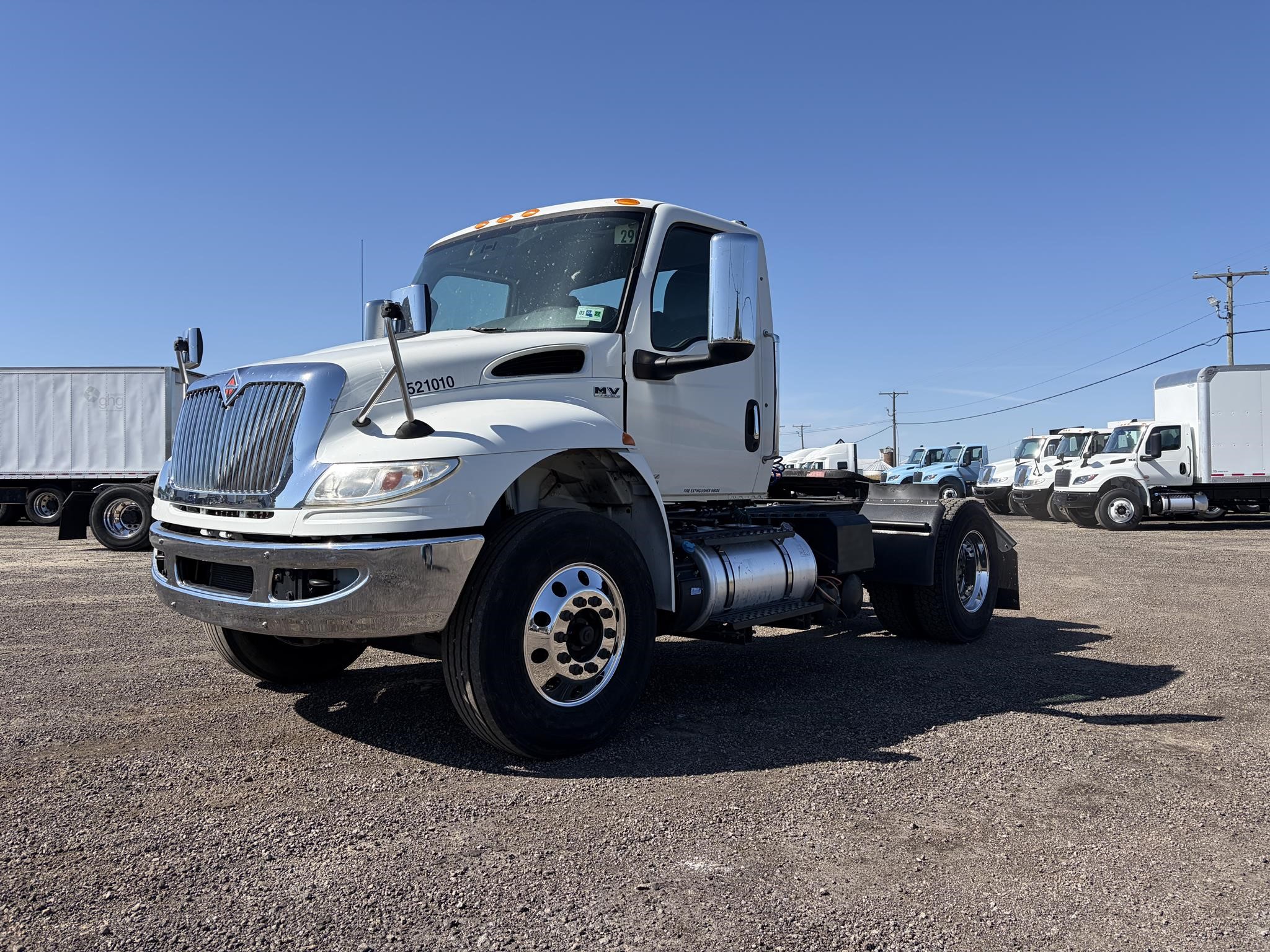 2021 INTERNATIONAL MV 2021 INTERNATIONAL MV - image 1 of 6