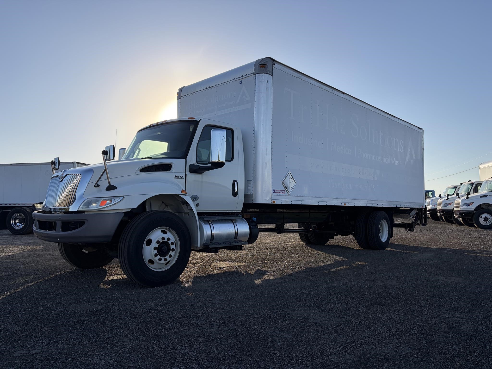 2021 INTERNATIONAL MV 2021 INTERNATIONAL MV - image 2 of 6